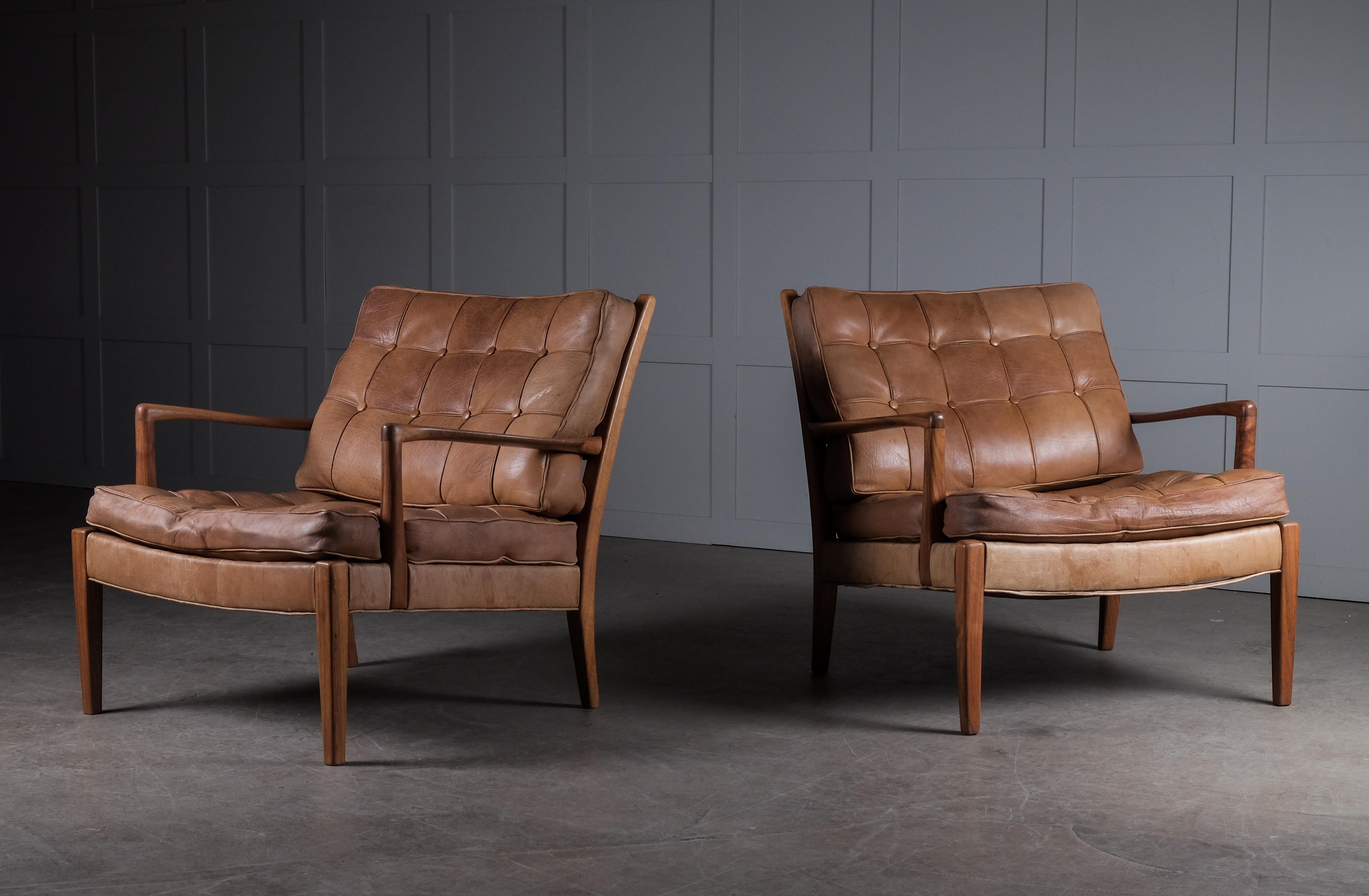 Easy chairs model 