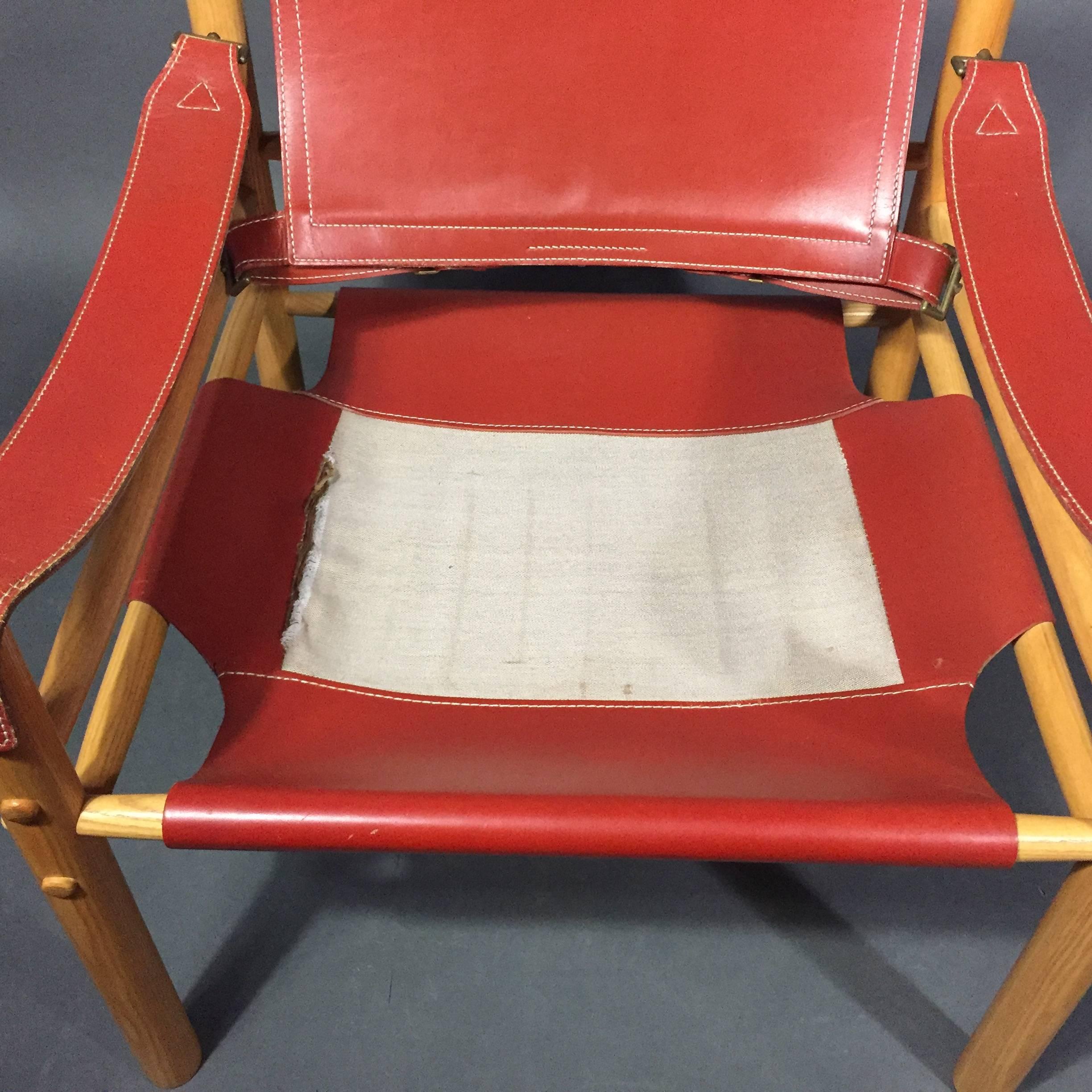 Pair of Arne Norell Red or Orange Leather Sirocco Chairs, Sweden For Sale 5