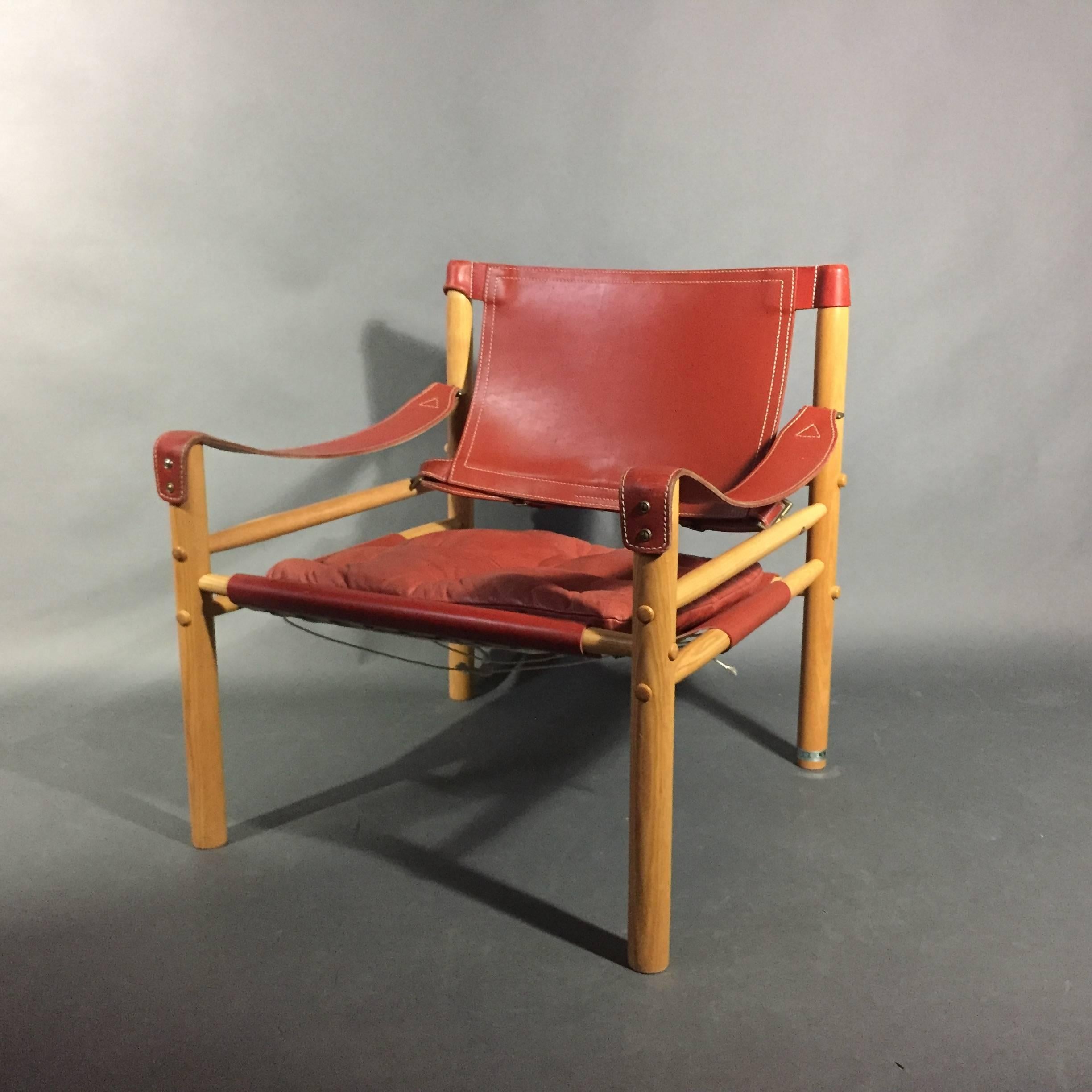 Late 20th Century Pair of Arne Norell Red or Orange Leather Sirocco Chairs, Sweden For Sale
