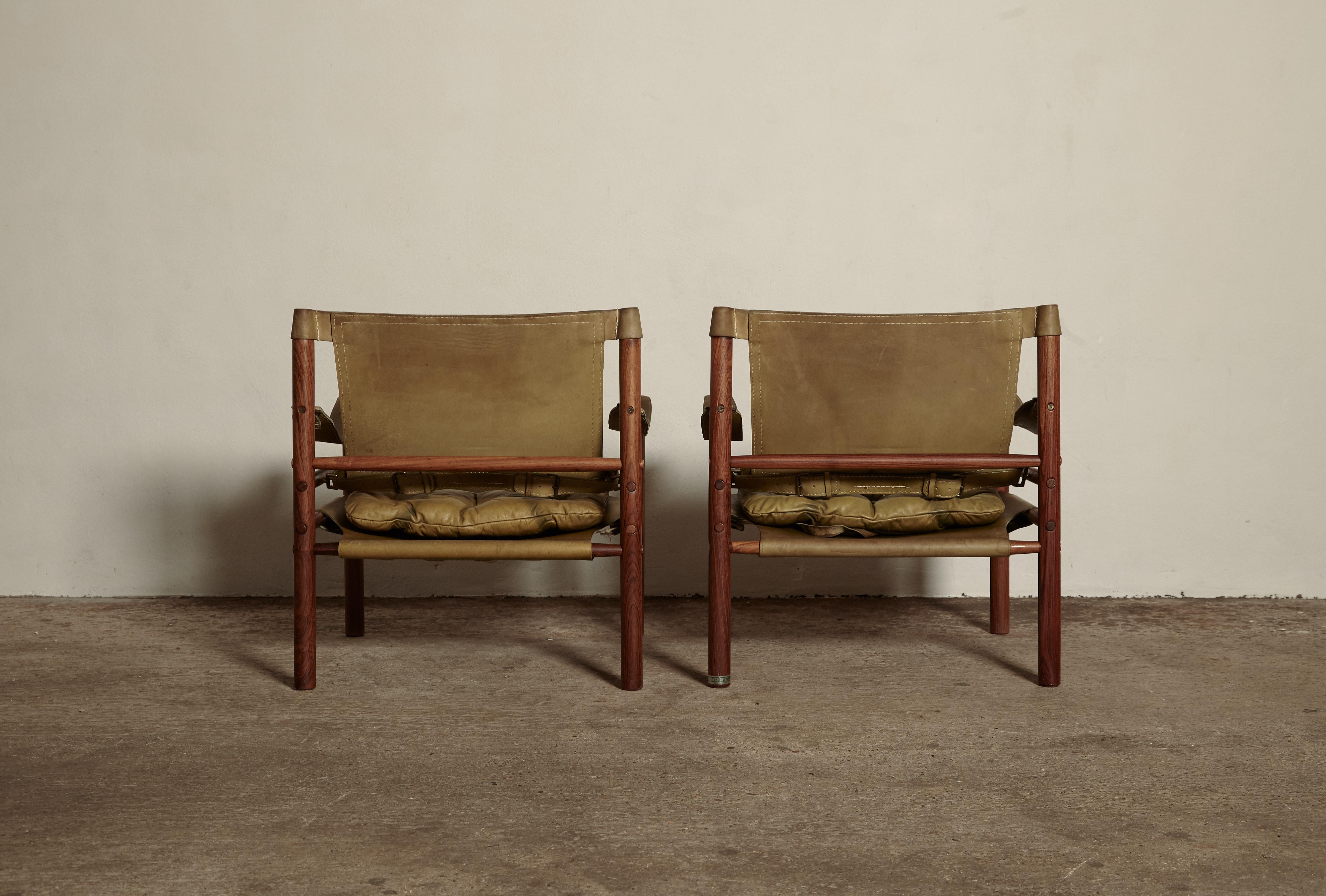 20th Century Pair of Arne Norell Safari Chairs, Green Leather, Sweden, 1970s