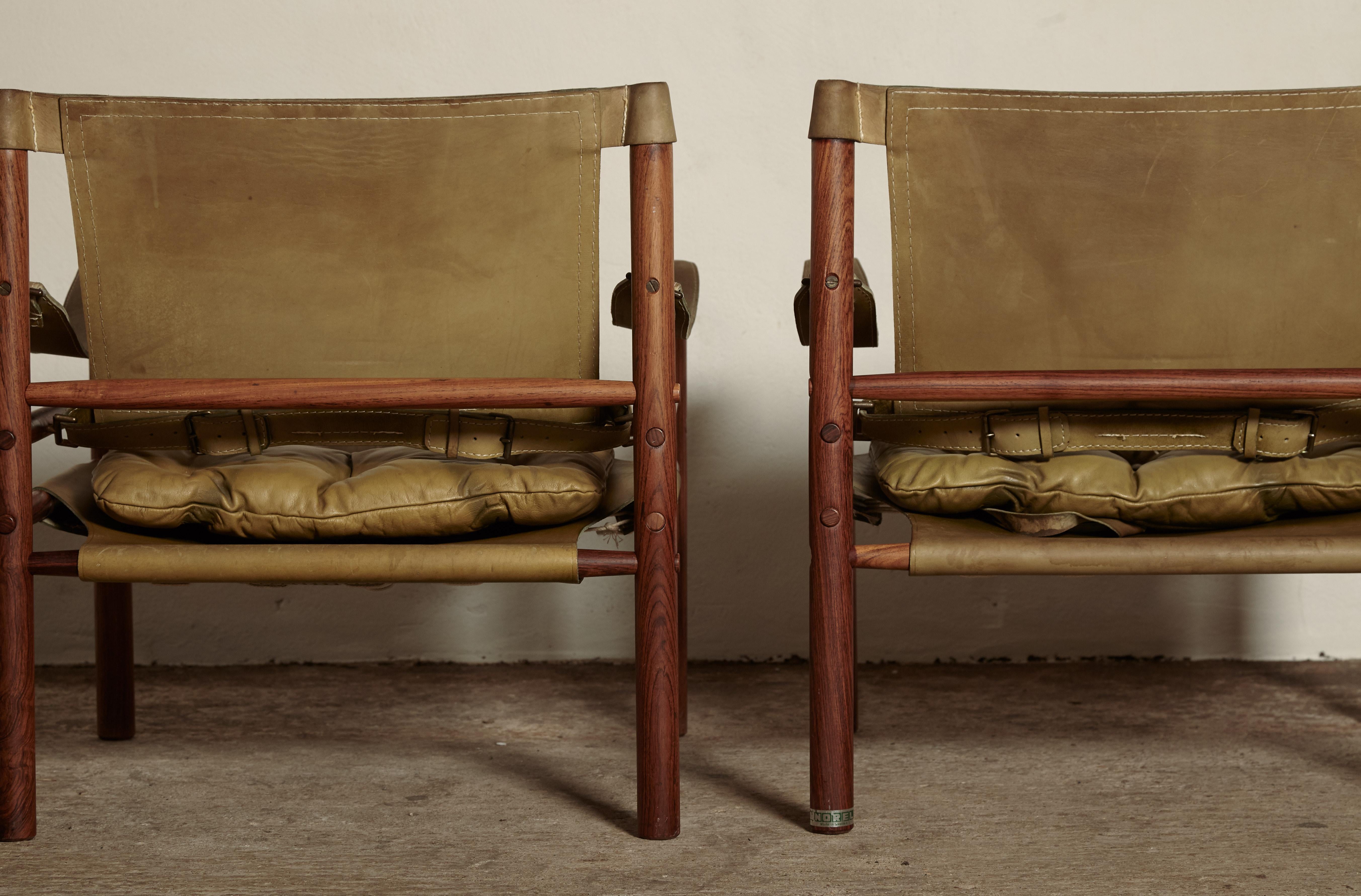 Pair of Arne Norell Safari Chairs, Green Leather, Sweden, 1970s 1