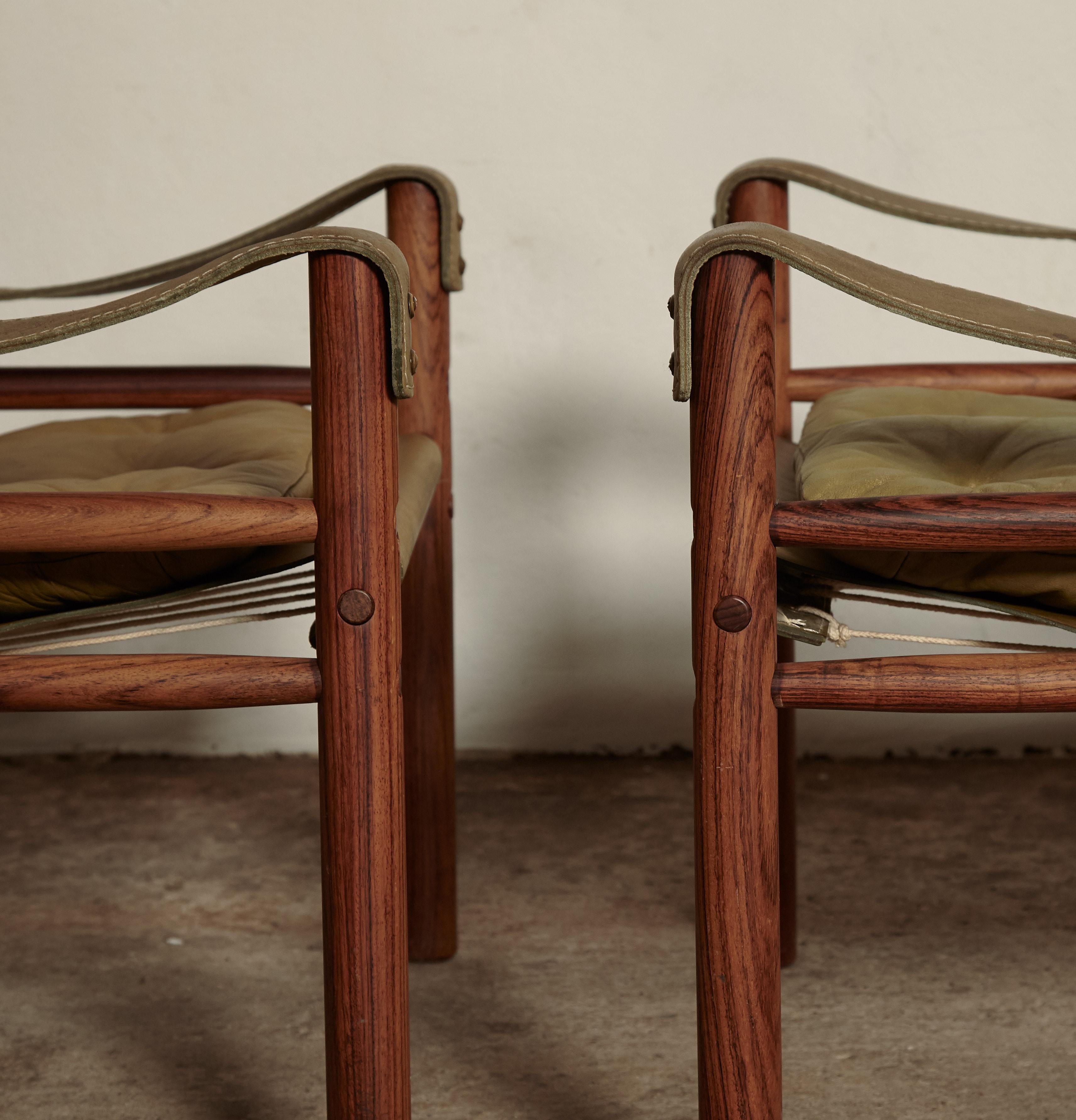 Pair of Arne Norell Safari Chairs, Green Leather, Sweden, 1970s 3