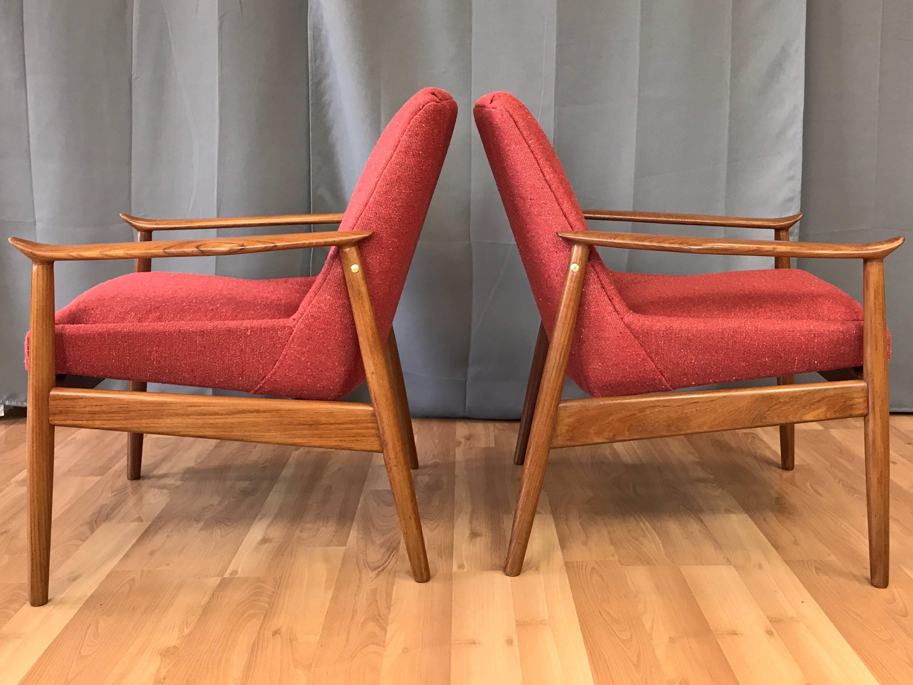 Scandinavian Modern Pair of Arne Vodder for Slagelse No. 810 Teak Lounge Chairs