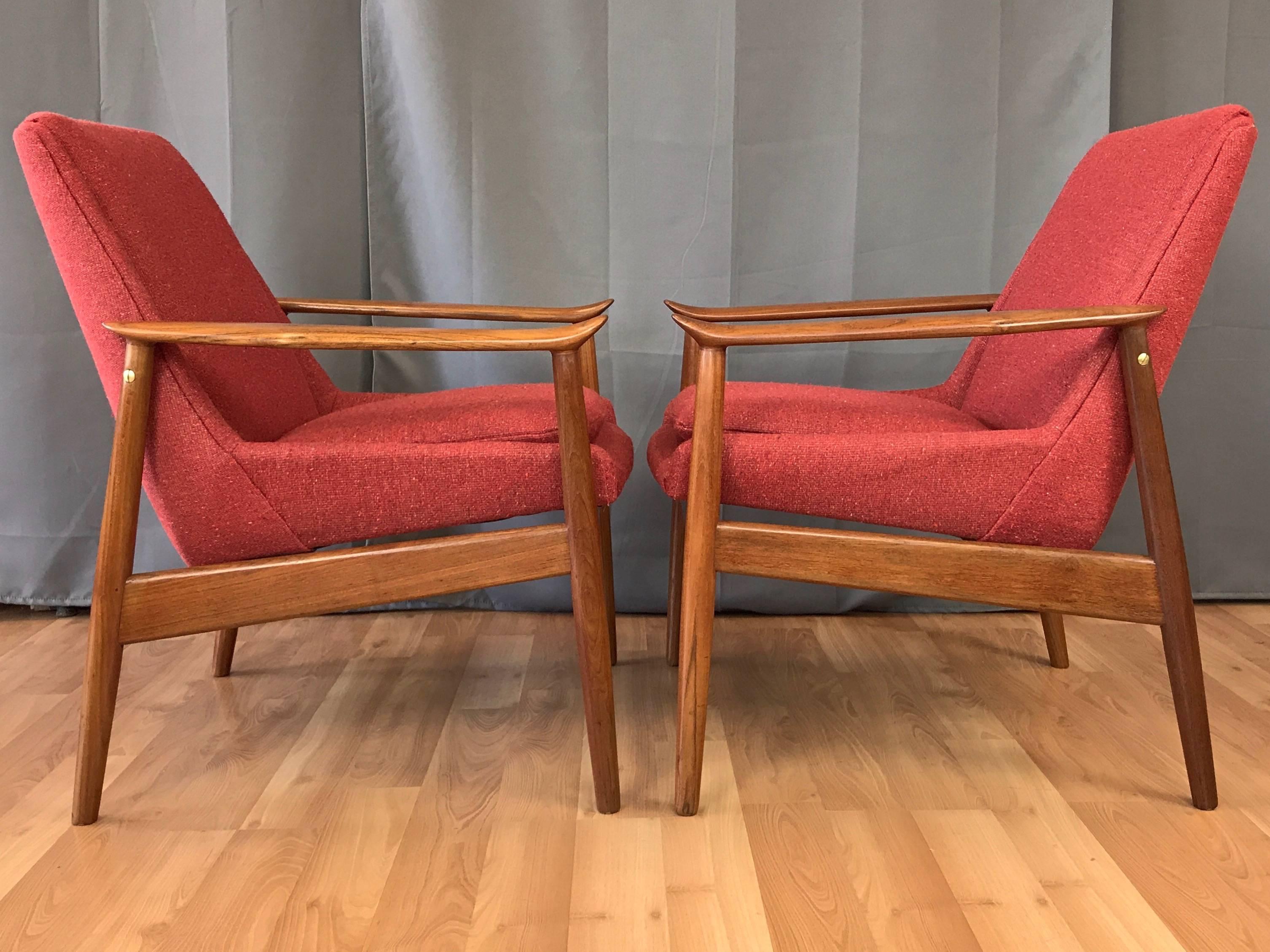 Danish Pair of Arne Vodder for Slagelse No. 810 Teak Lounge Chairs