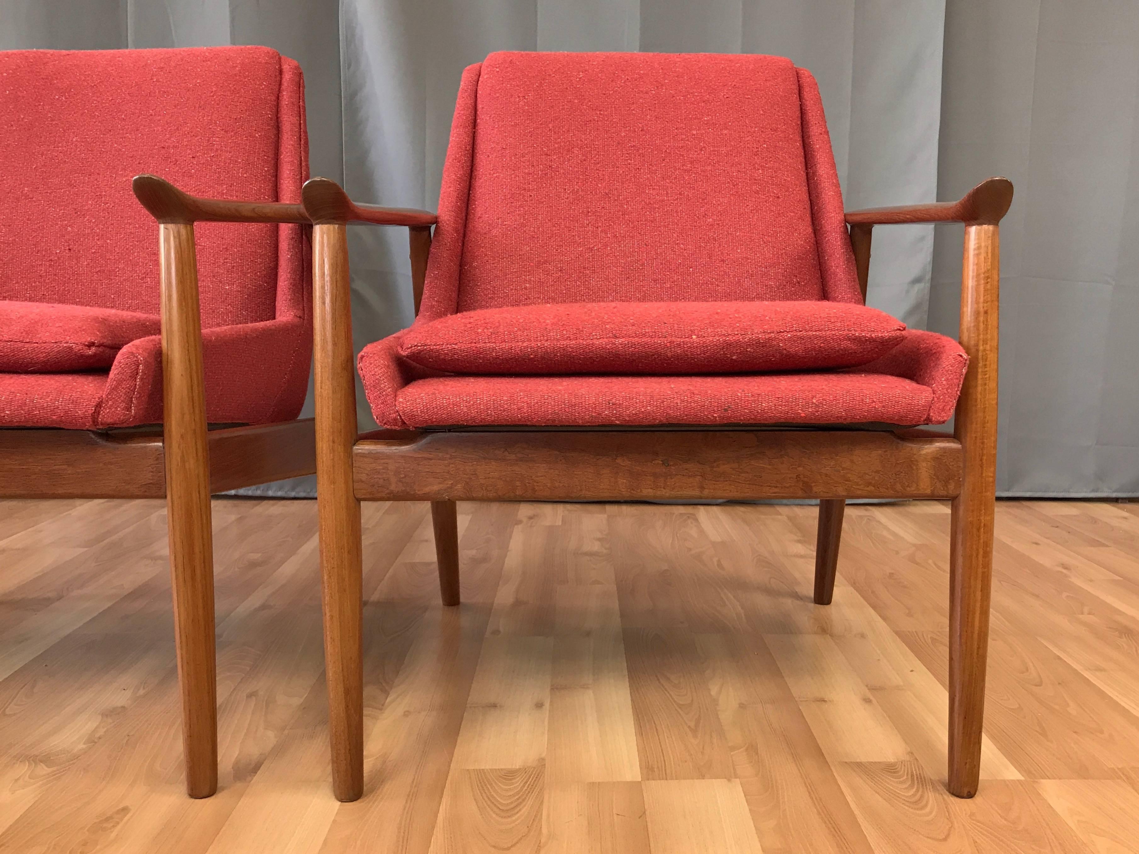 Pair of Arne Vodder for Slagelse No. 810 Teak Lounge Chairs In Good Condition In San Francisco, CA