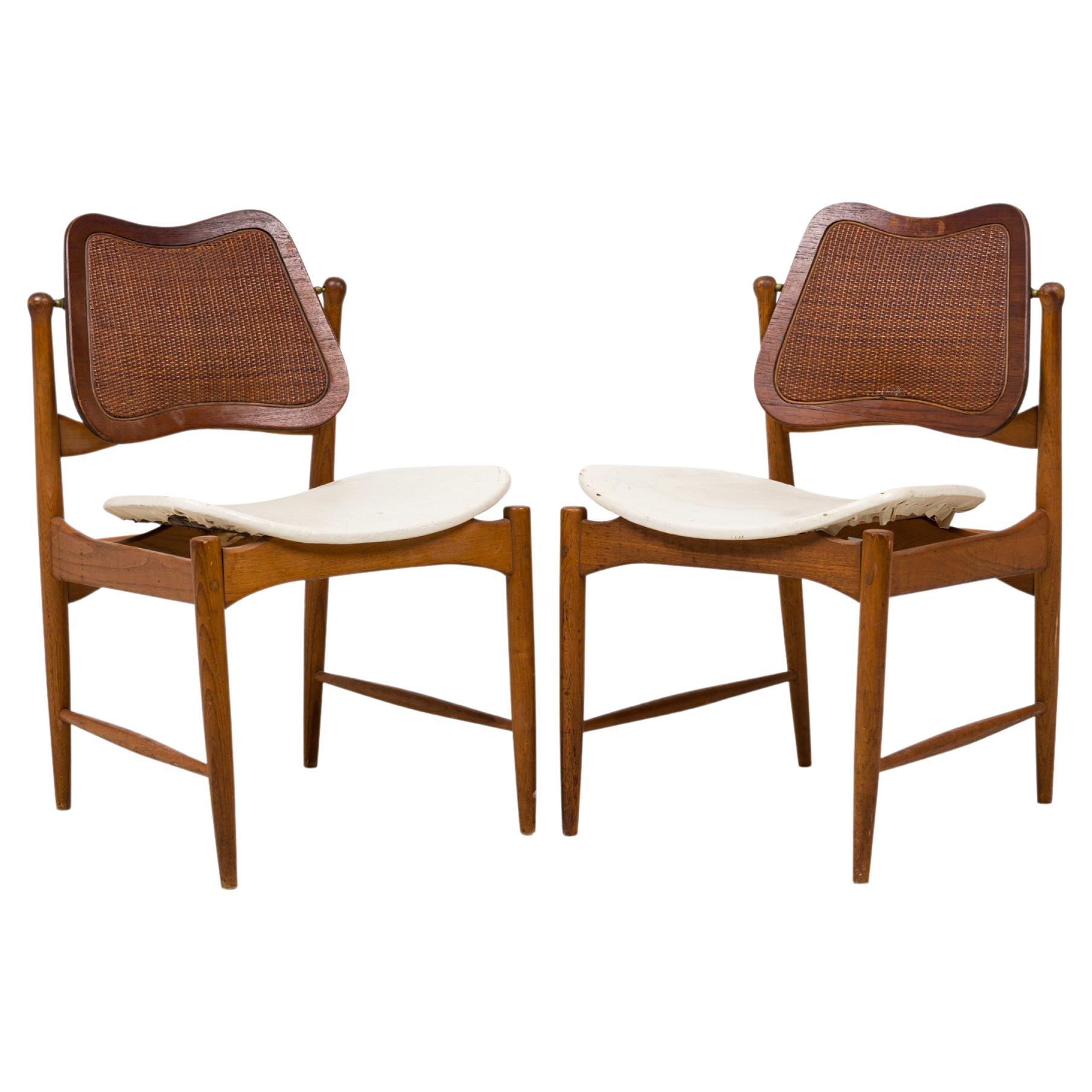 Pair of Arne Vodder Midcentury Danish Caned Swivel Back Dining Side Chairs