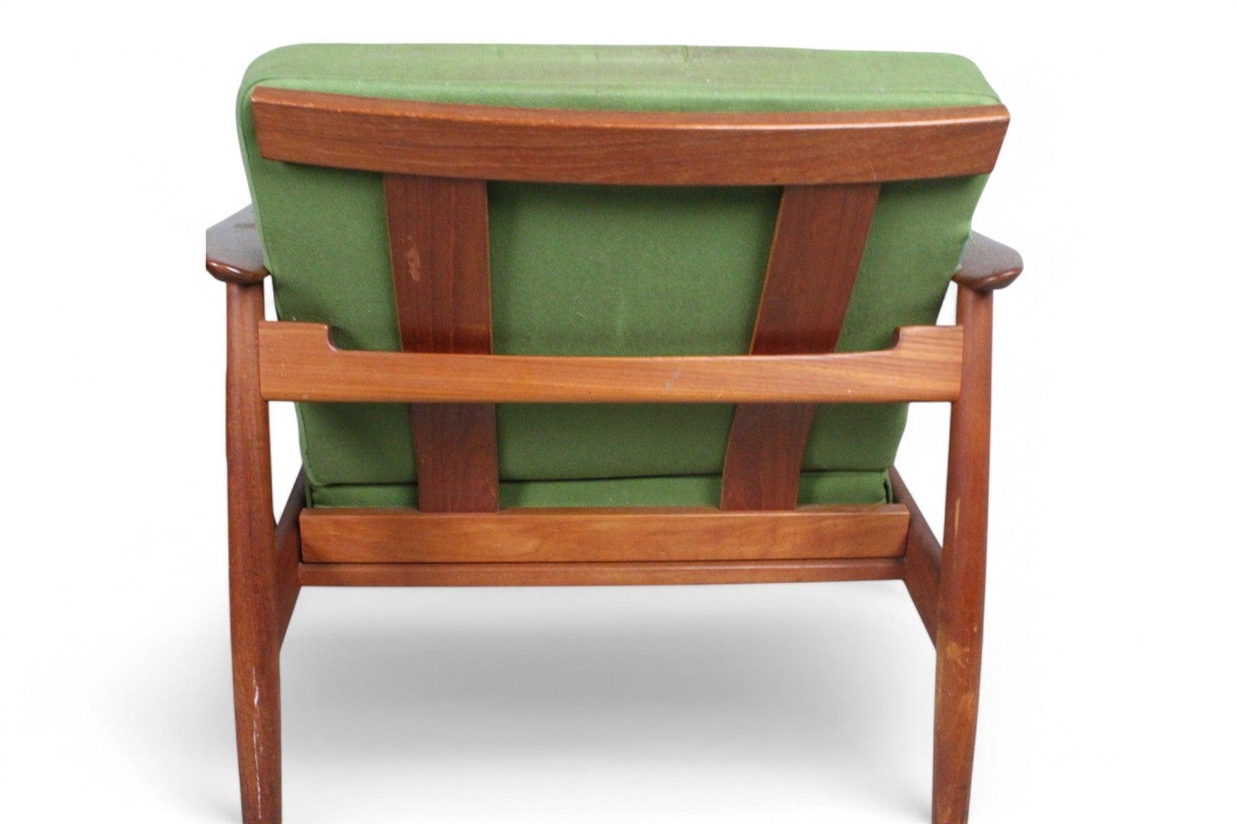 Danois Paire de chaises longues Arne Vodder modèle 164 en teck en vente
