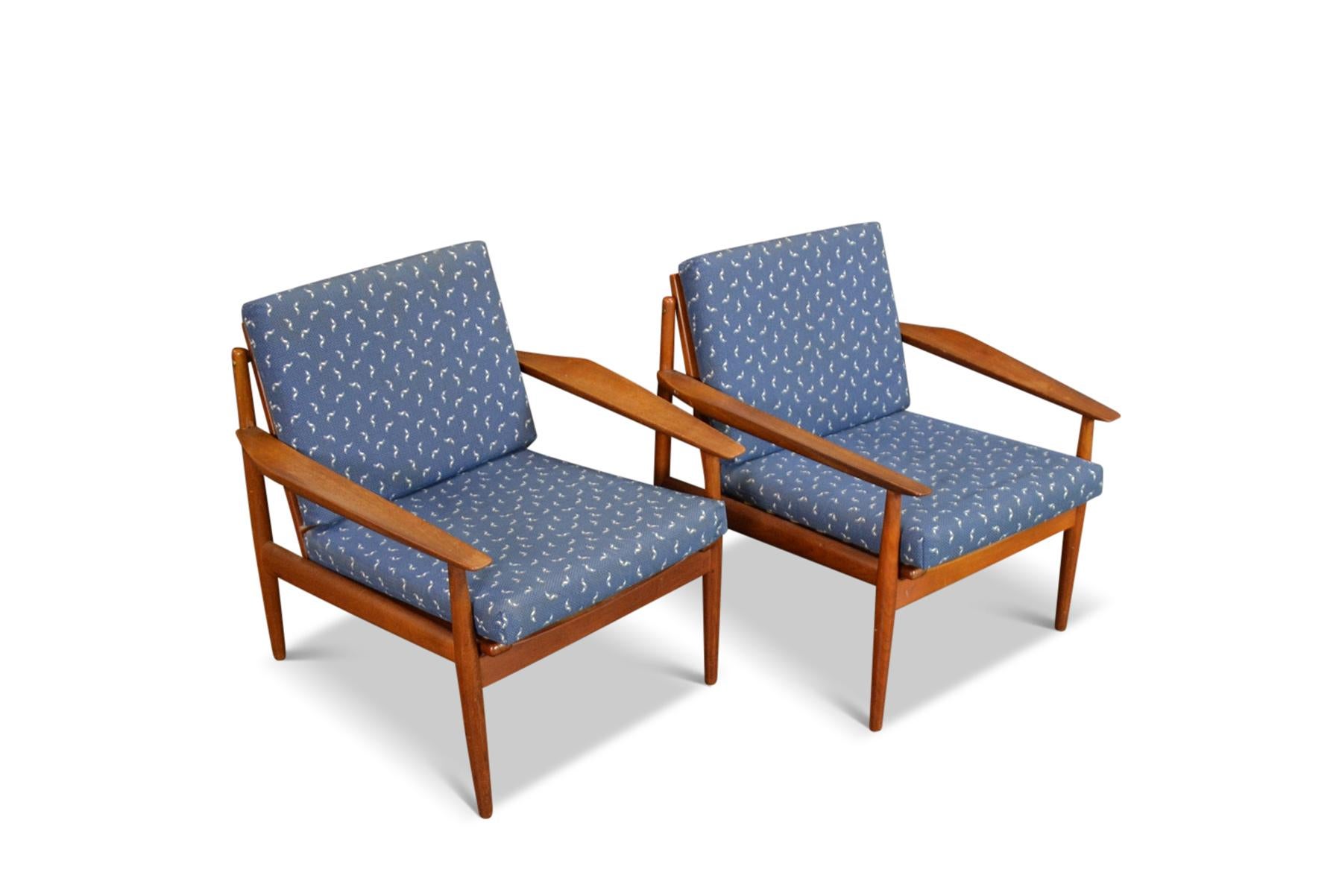 Mid-Century Modern Pair of Arne Vodder Teak Lounge Chairs