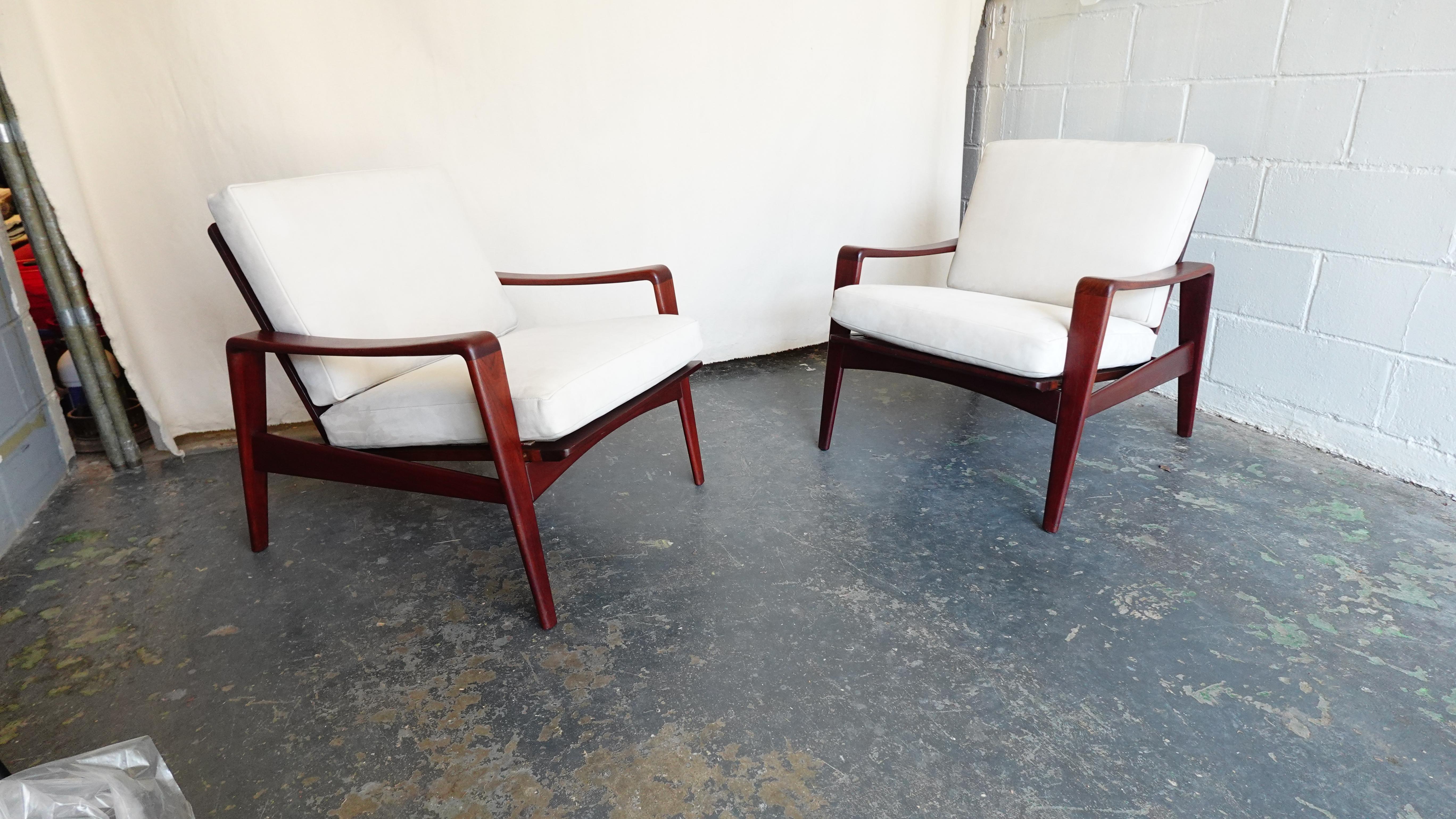 Pair of Arne Wahl Iverson Lounge Chairs for Komfort in Teak & Leather, 1960 For Sale 9