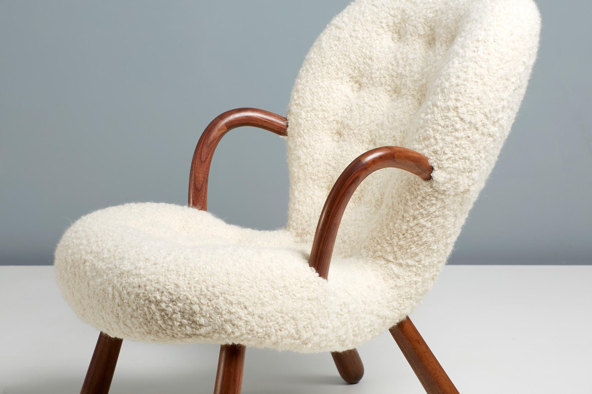 Cuir de mouton Réédition de la chaise Boucle Clam d'Arnold Madsen en vente