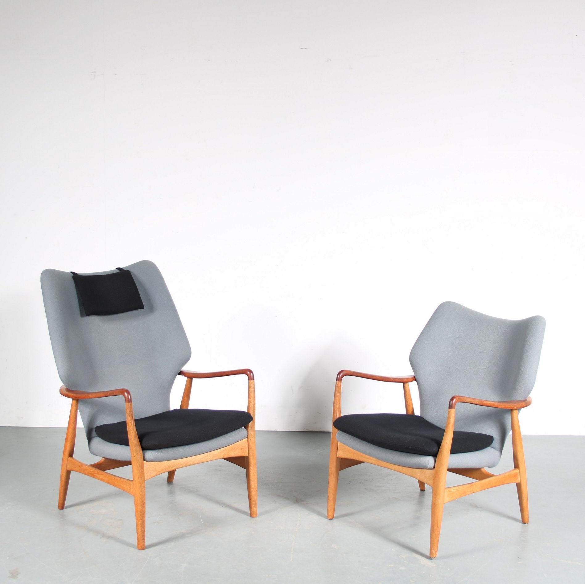 Pair of Arnold Madsen & Henry Schubell Lounge Chairs for Bovenkamp, Netherlands In Good Condition For Sale In Amsterdam, NL
