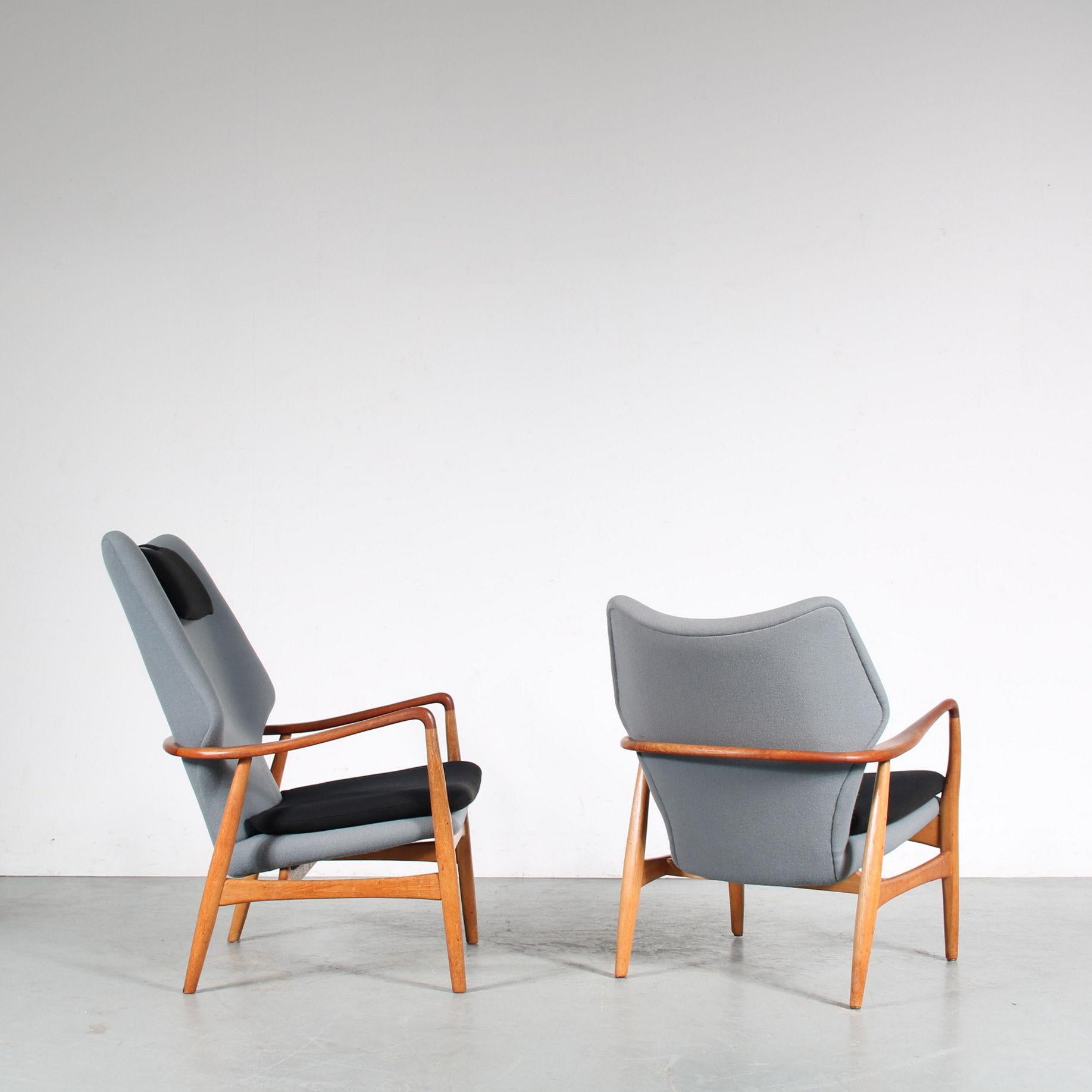 Mid-20th Century Pair of Arnold Madsen & Henry Schubell Lounge Chairs for Bovenkamp, Netherlands For Sale