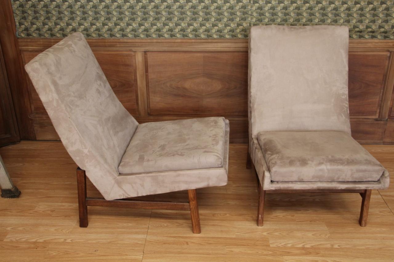 Pair Of Arp Armchairs, Pierre Guariche, Joseph-andré Motte And Michel Mortier In Good Condition For Sale In charmes, FR