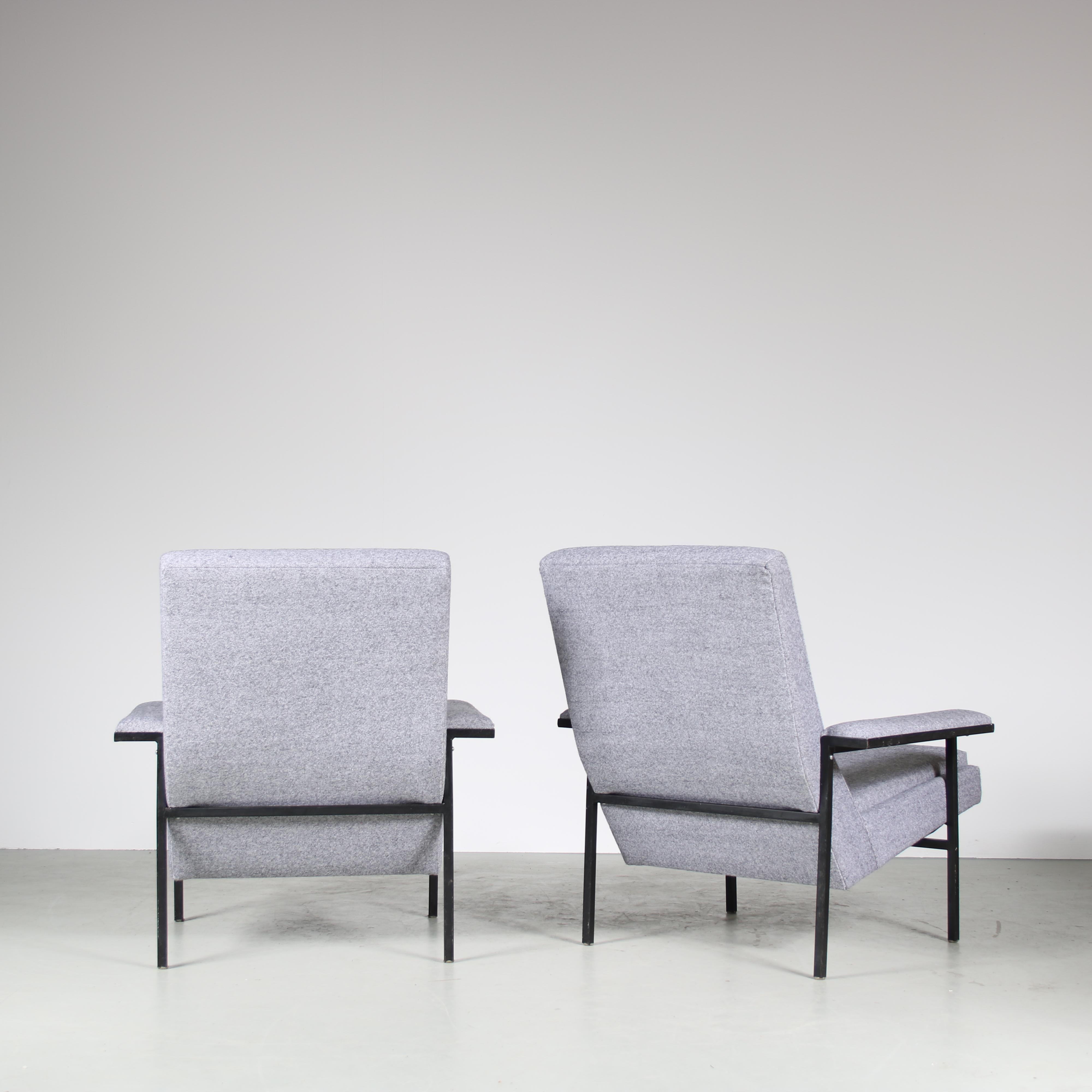 Metal Pair of Arp Chairs by Steiner, France, 1950 For Sale