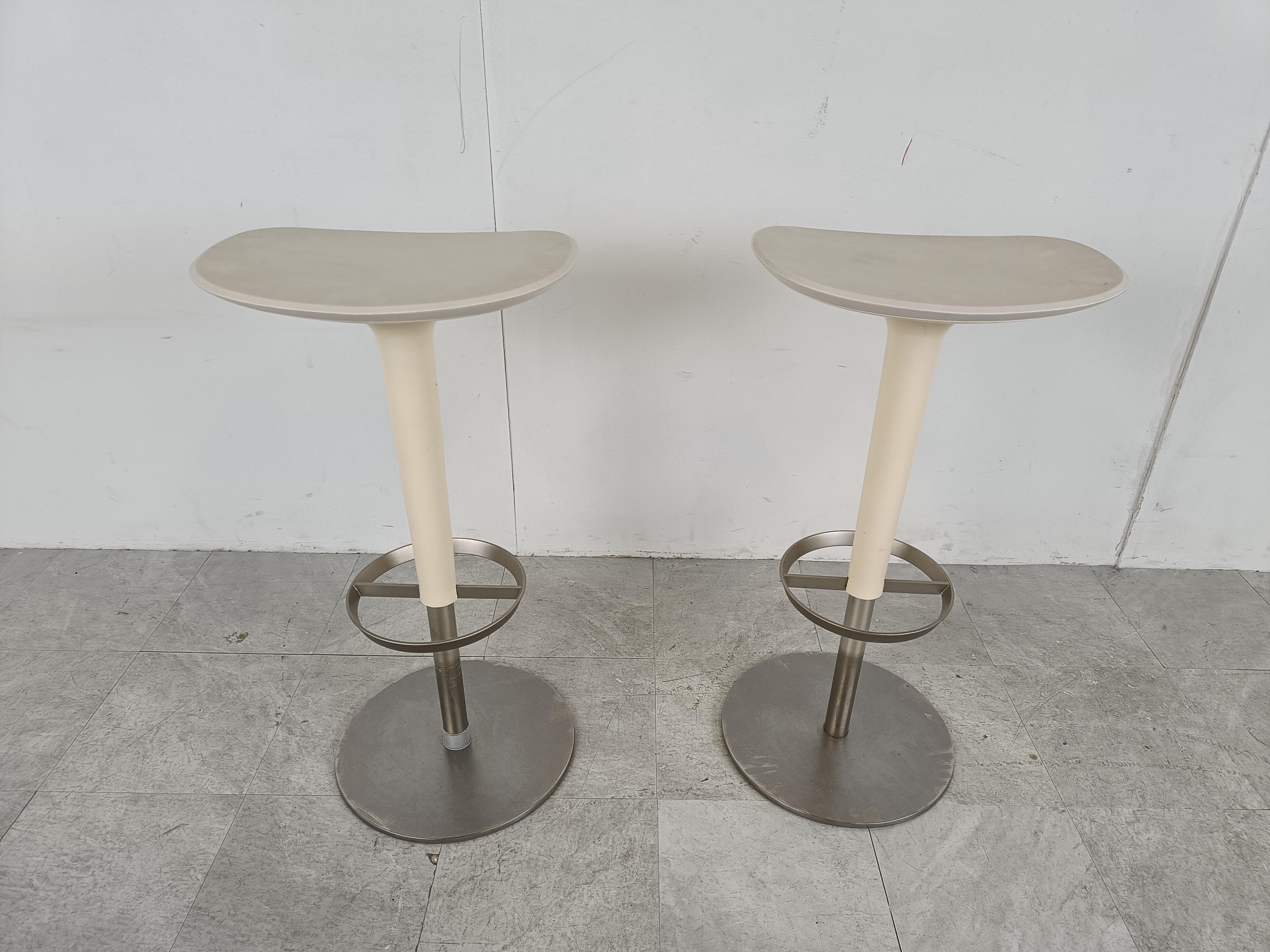 Pair of Arper Bar Stools, 1990s In Good Condition For Sale In HEVERLEE, BE