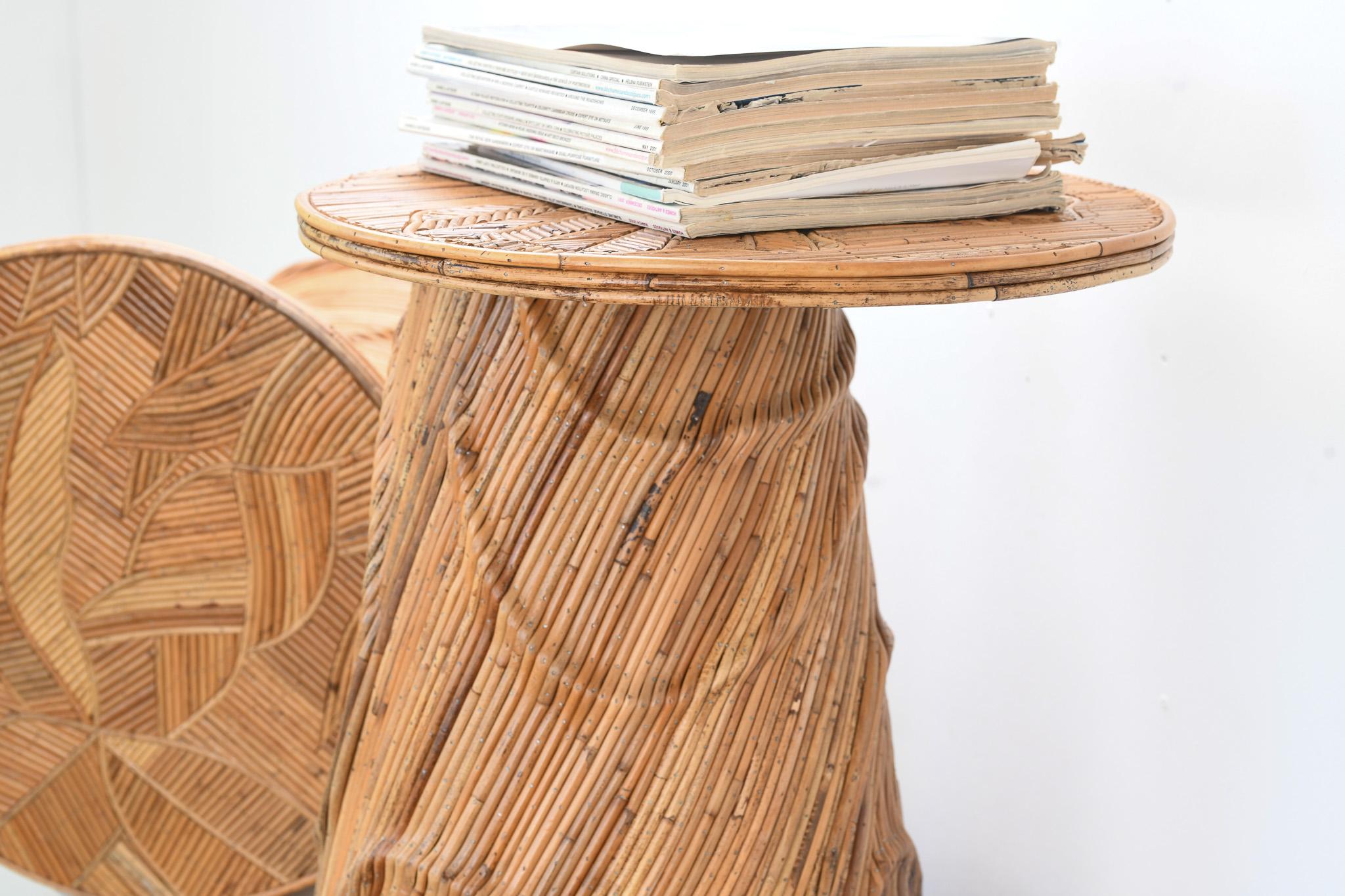 Coppia di  Tavolini in rattan organico Arra in vendita 1