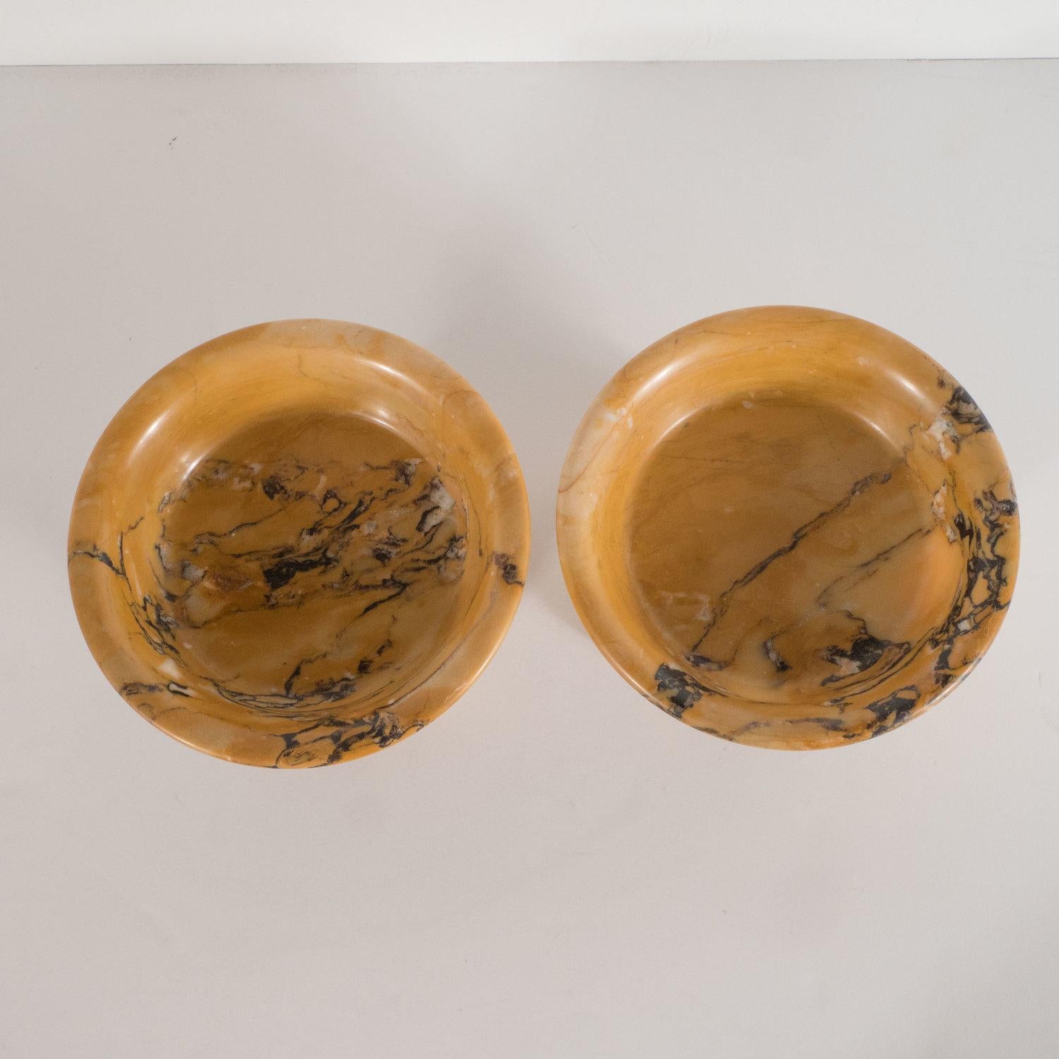 Pair of Art Deco Amber Gold Marble Dishes with Stylized Gilt Bronze Bases For Sale 1