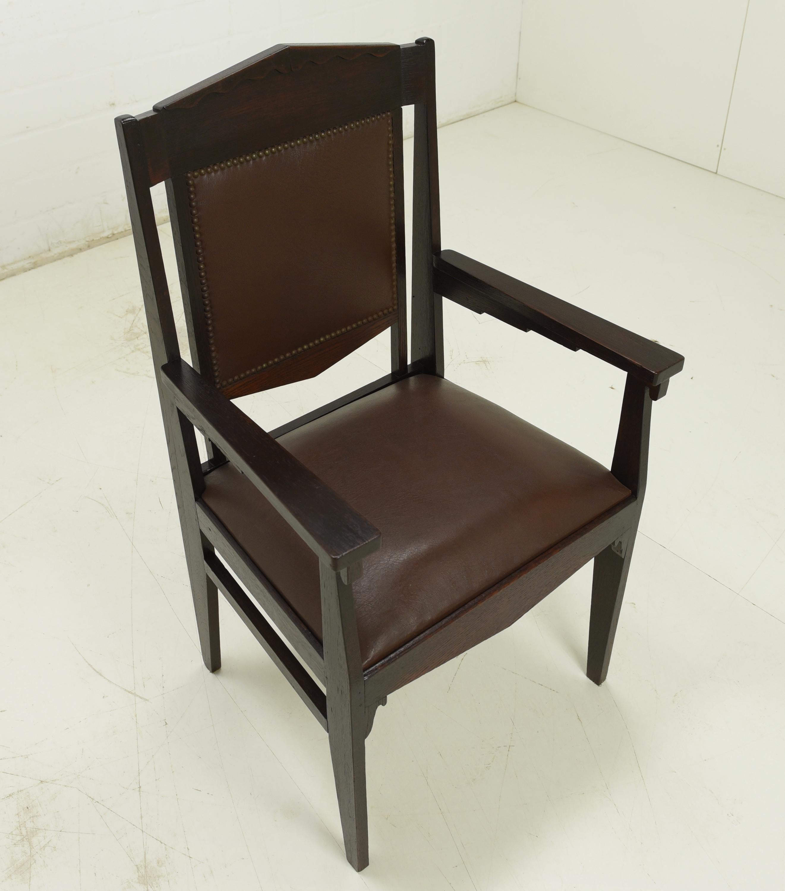 Paire de fauteuils de bureau Art Déco en chêne massif, 1925 en vente 3