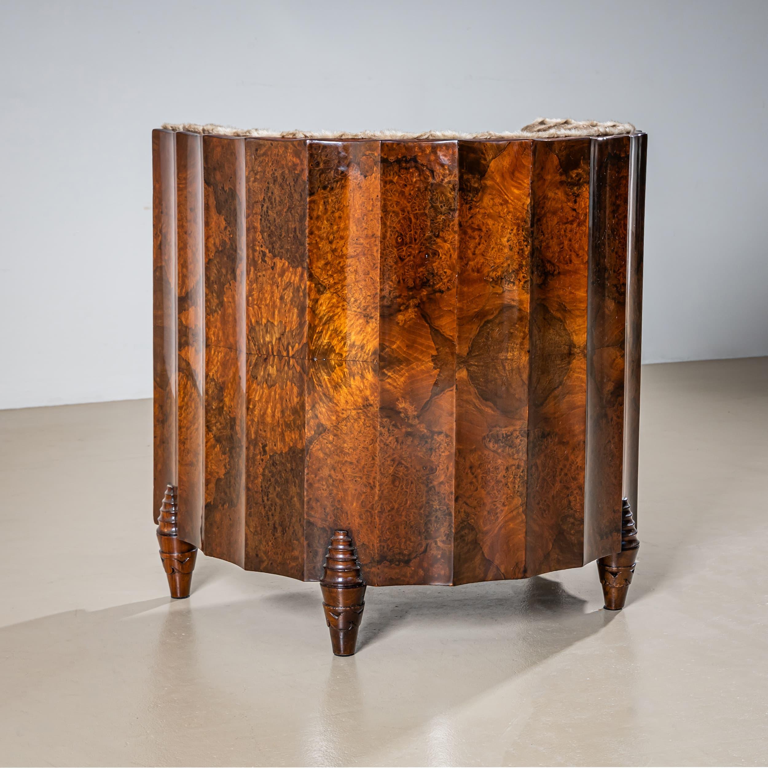 Pareja de sillones Art Déco, atribuidos a Osvaldo Borsani en venta 4