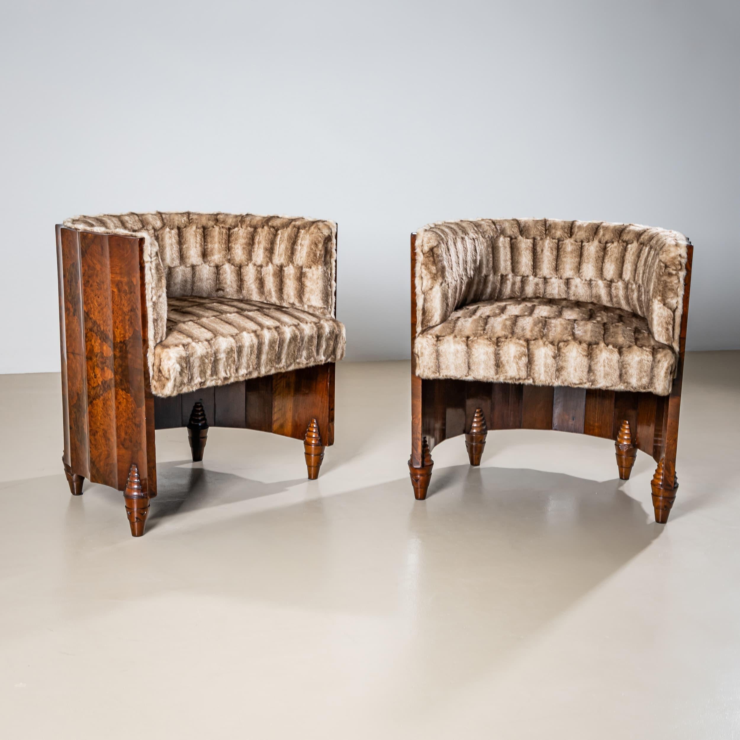Pareja de sillones Art Déco, atribuidos a Osvaldo Borsani Italiano en venta