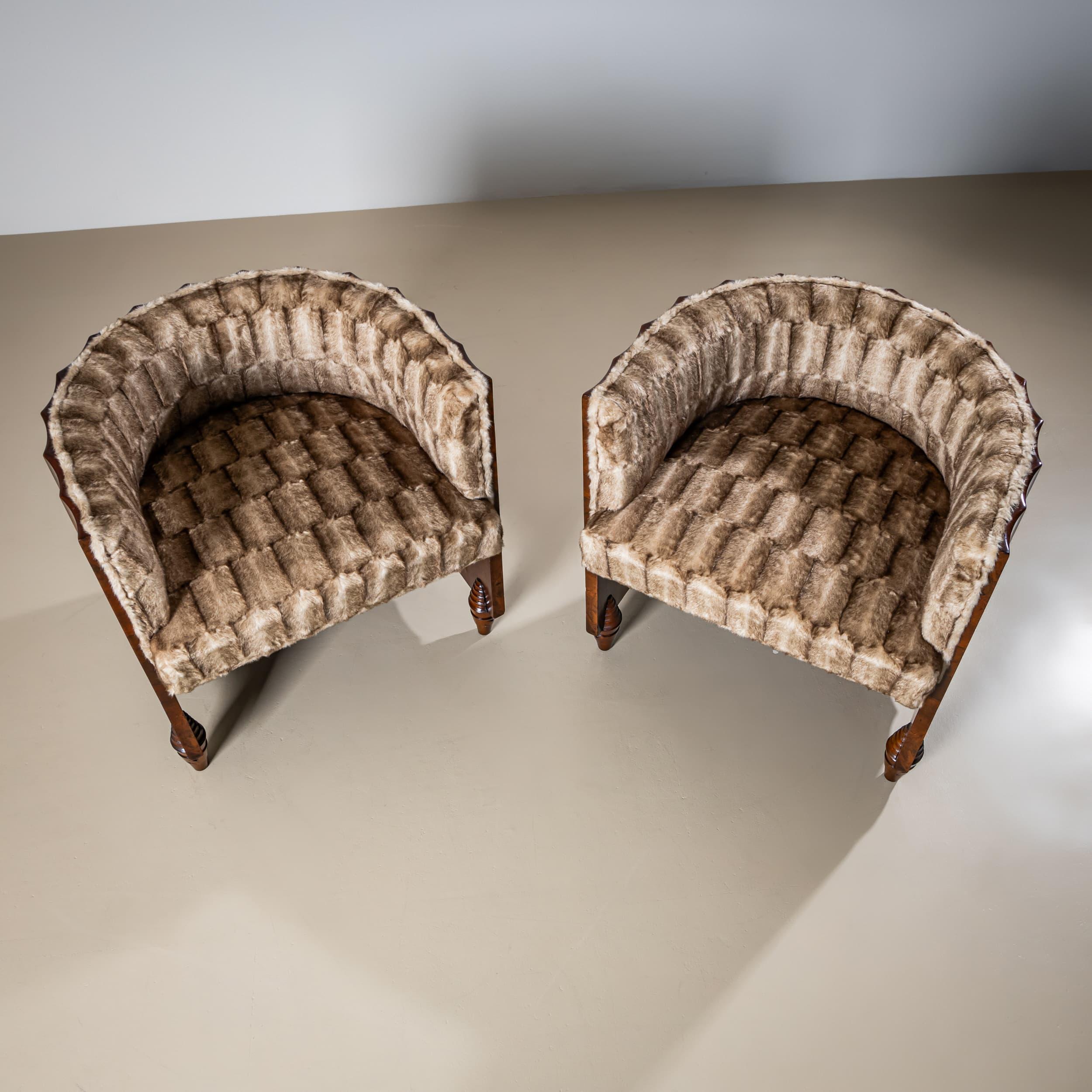 Pareja de sillones Art Déco, atribuidos a Osvaldo Borsani en Bueno estado para la venta en New York, NY