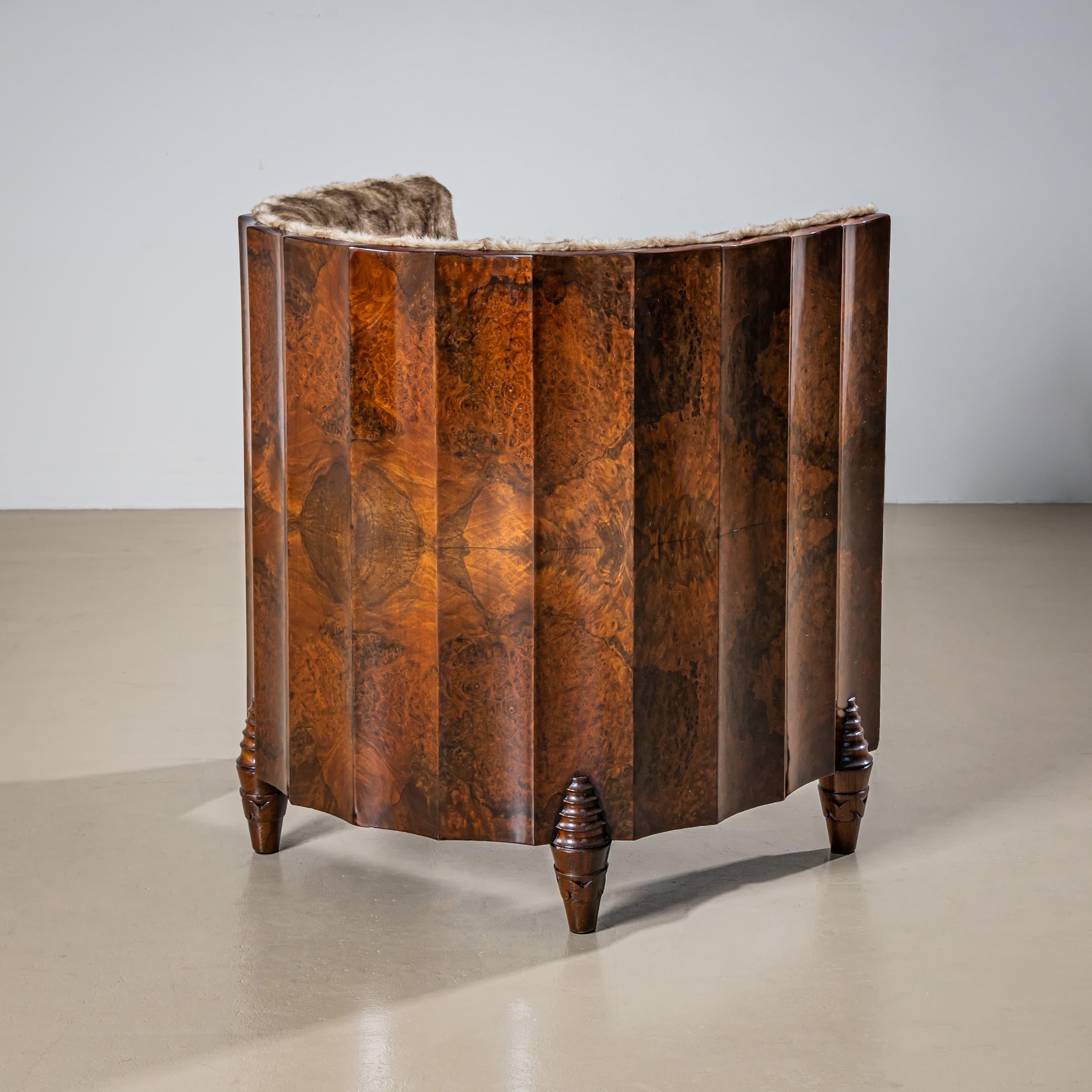 Pareja de sillones Art Déco, atribuidos a Osvaldo Borsani en venta 2