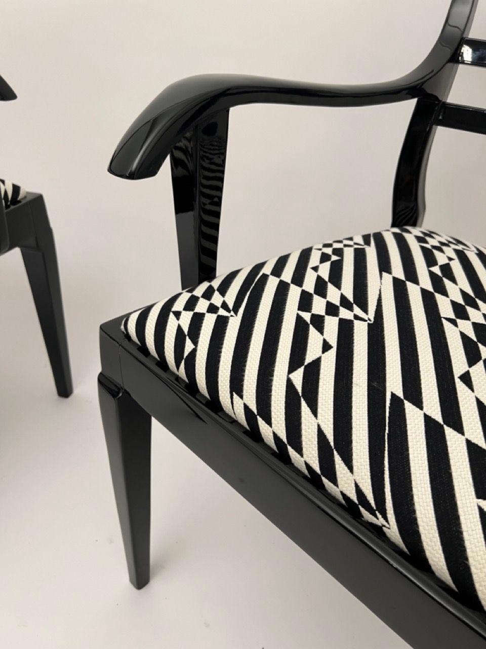 Pareja de Sillones Art Decó, Laca Negra, Tela Negra-Crema, Alemania ca. 1925 en venta 7