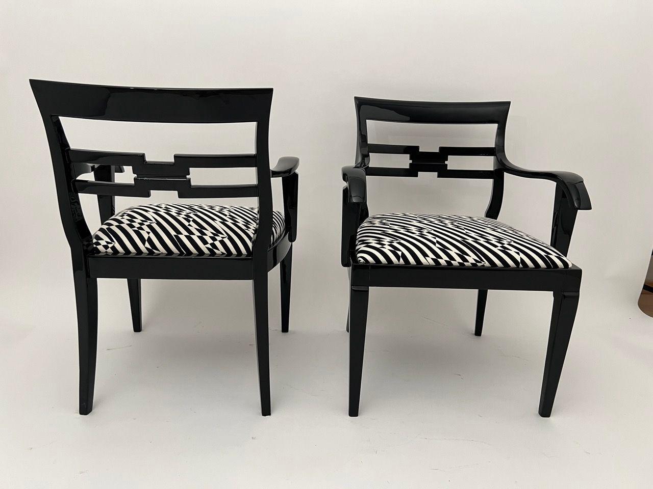 Pareja de Sillones Art Decó, Laca Negra, Tela Negra-Crema, Alemania ca. 1925 en venta 9