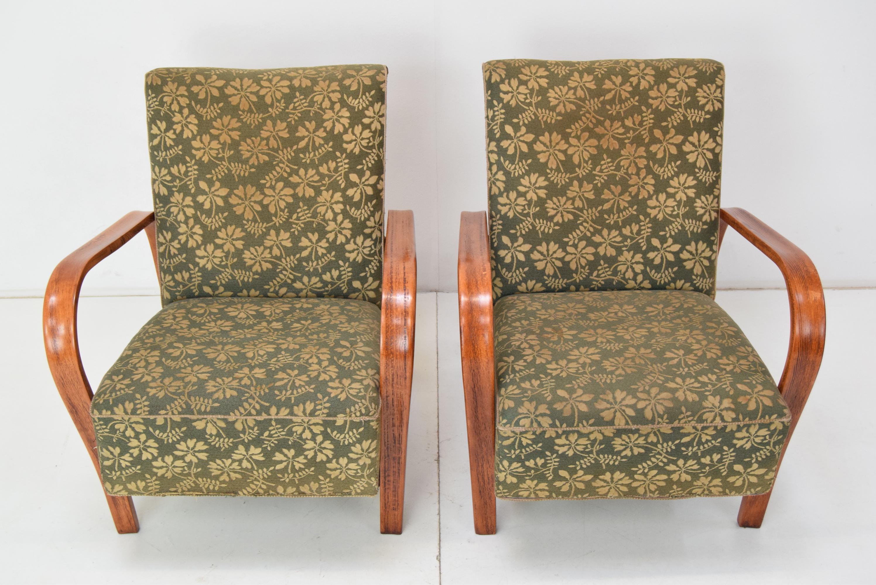 Pair of Art Deco Armchairs by Czech Designers Kozelka and Kropacek, 1930's 2