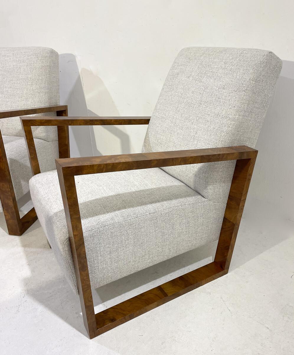 Pair of Art Deco Armchairs , Fabric and Walnut, New Upholstery In Good Condition For Sale In Brussels, BE