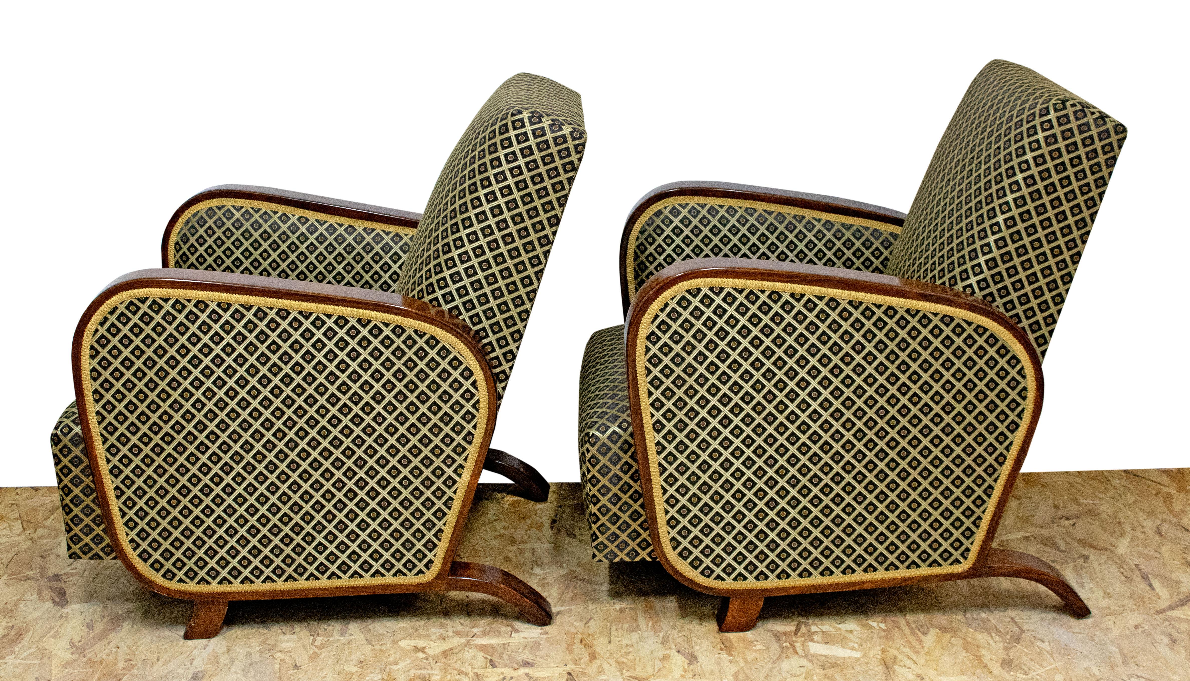 Pair of Art Deco Armchairs, Fully Restored For Sale 1