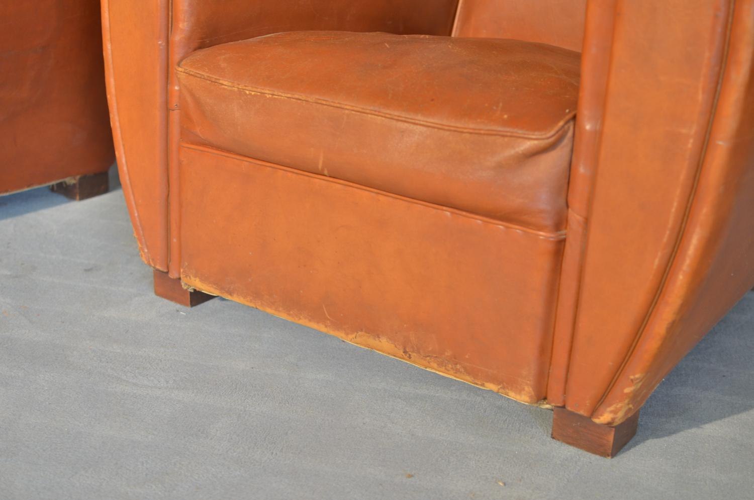 Pair of Art Deco Armchairs in Light Brown Leather of French Origin of 1920 For Sale 6