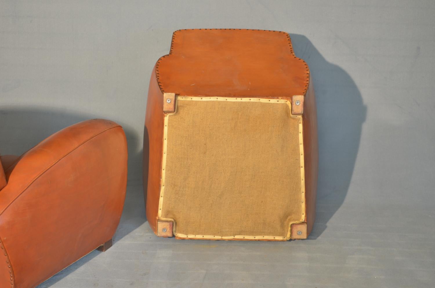 Pair of Art Deco Armchairs in Light Brown Leather of French Origin of 1920 For Sale 12