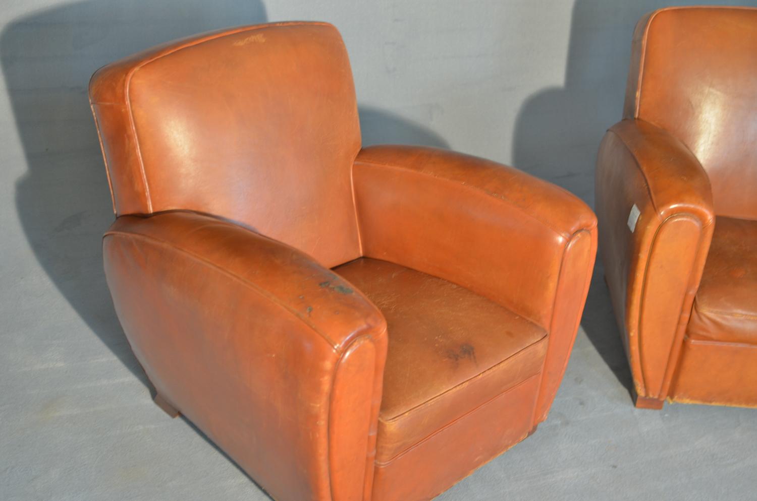Pair of Art Deco Armchairs in Light Brown Leather of French Origin of 1920 For Sale 3