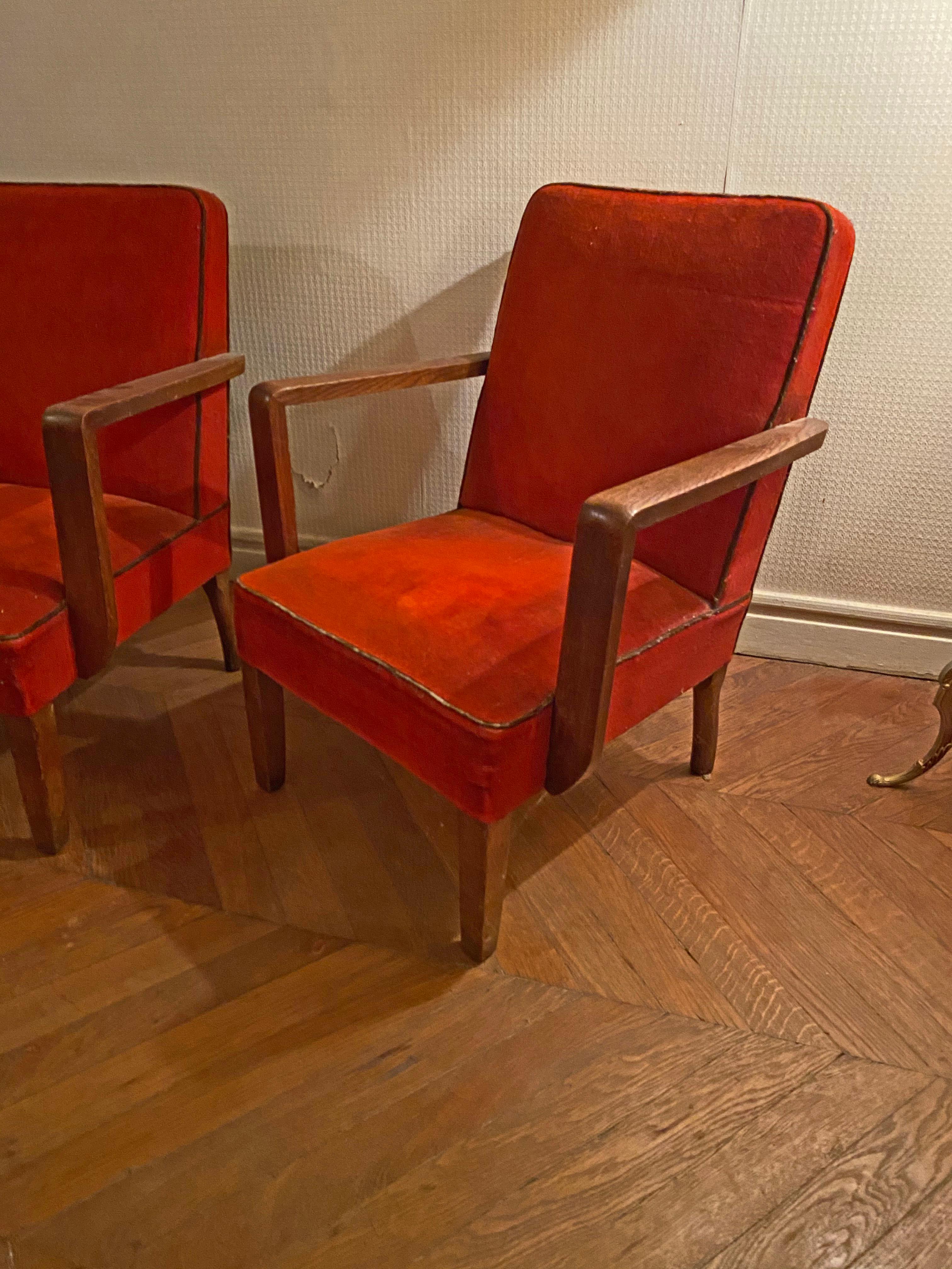 Pair of Art Deco Armchairs in Oak and Velvet, circa 1940-1950 For Sale 4