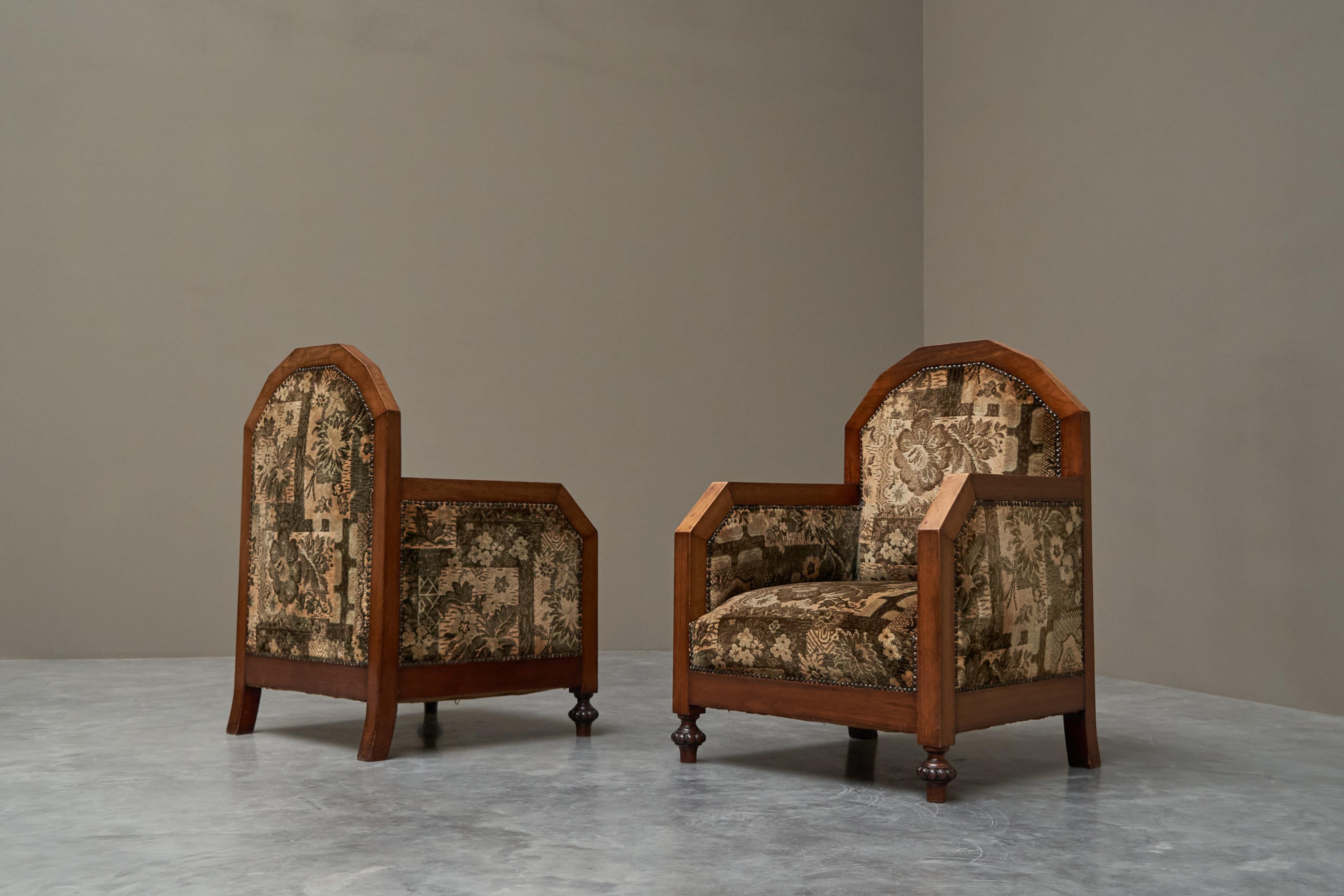 Pair of Art Deco Armchairs in Solid Wood and Tapisserie 1930s In Good Condition For Sale In Meer, VAN