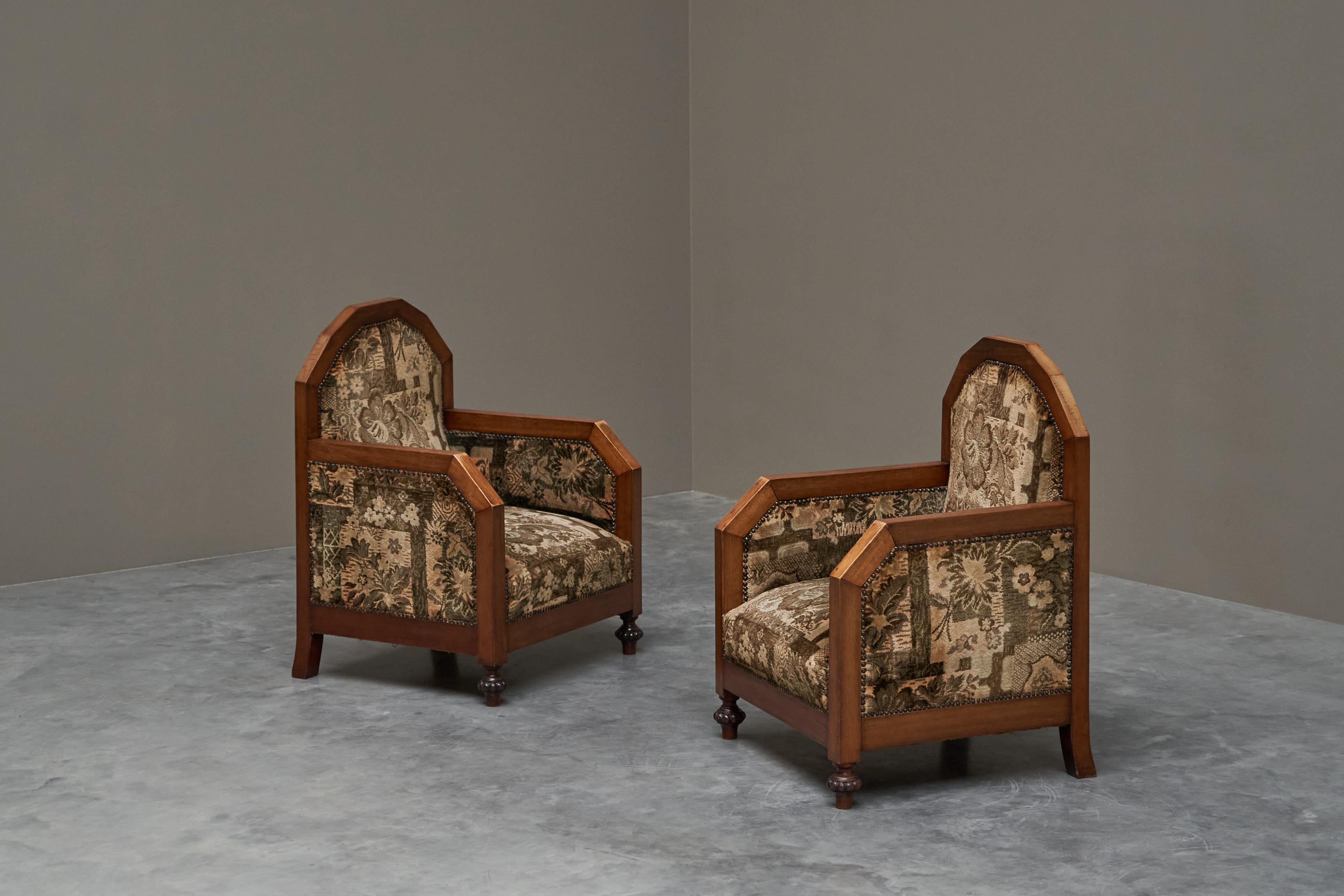 Fabric Pair of Art Deco Armchairs in Solid Wood and Tapisserie 1930s For Sale