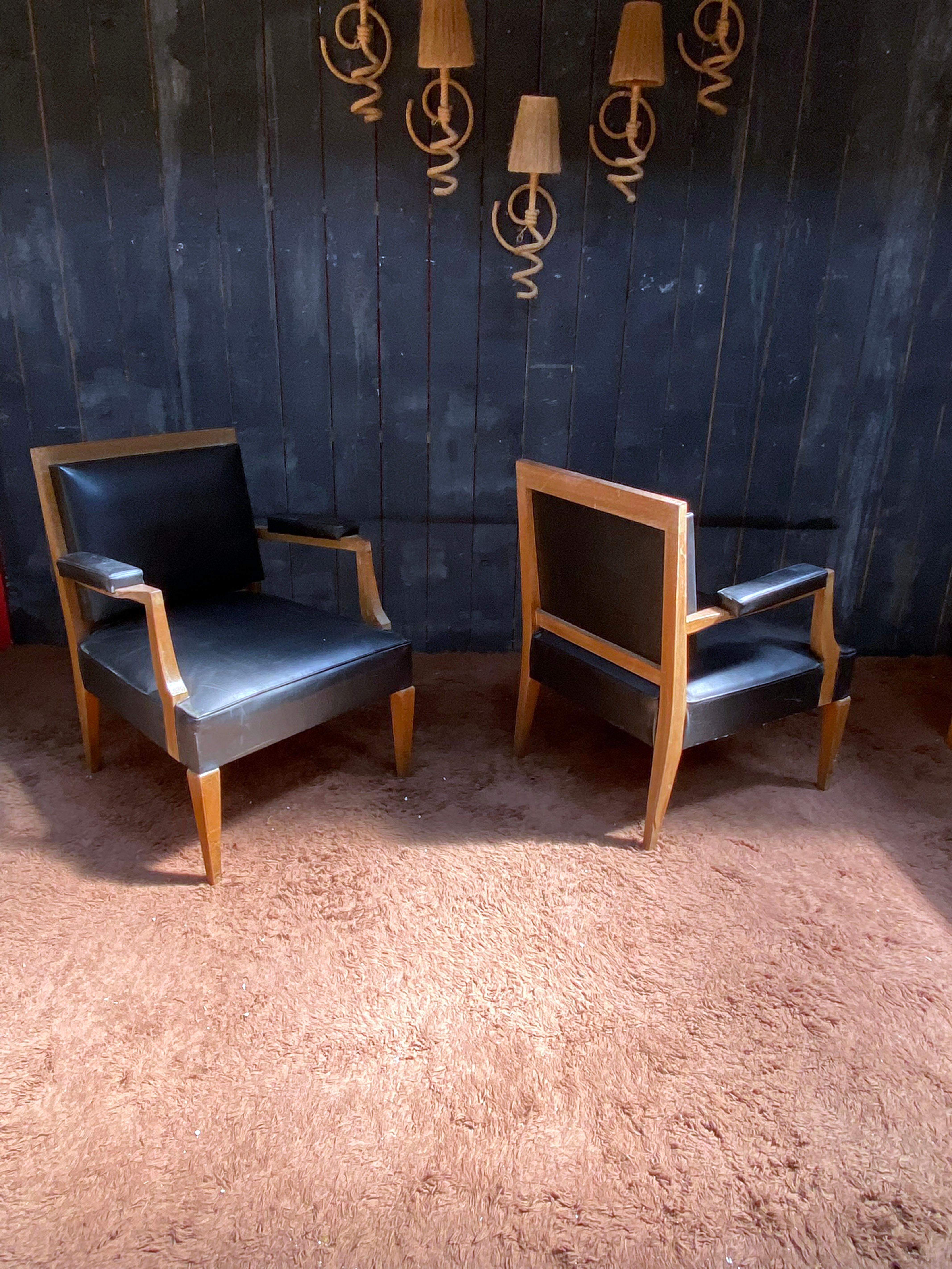 Mid-20th Century Pair of Art Deco Armchairs in Walnut in the Style of Andre Arbus, circa 1940