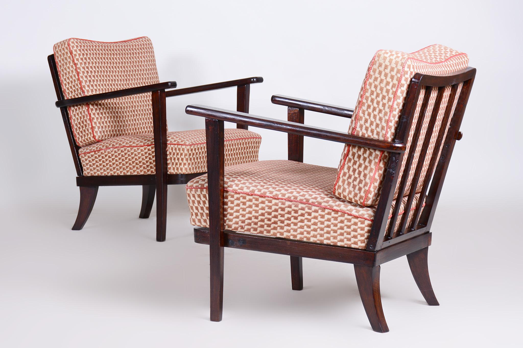 Paire de fauteuils Art Déco fabriqués dans les années 1930, non restaurés, en hêtre d'origine en vente 2