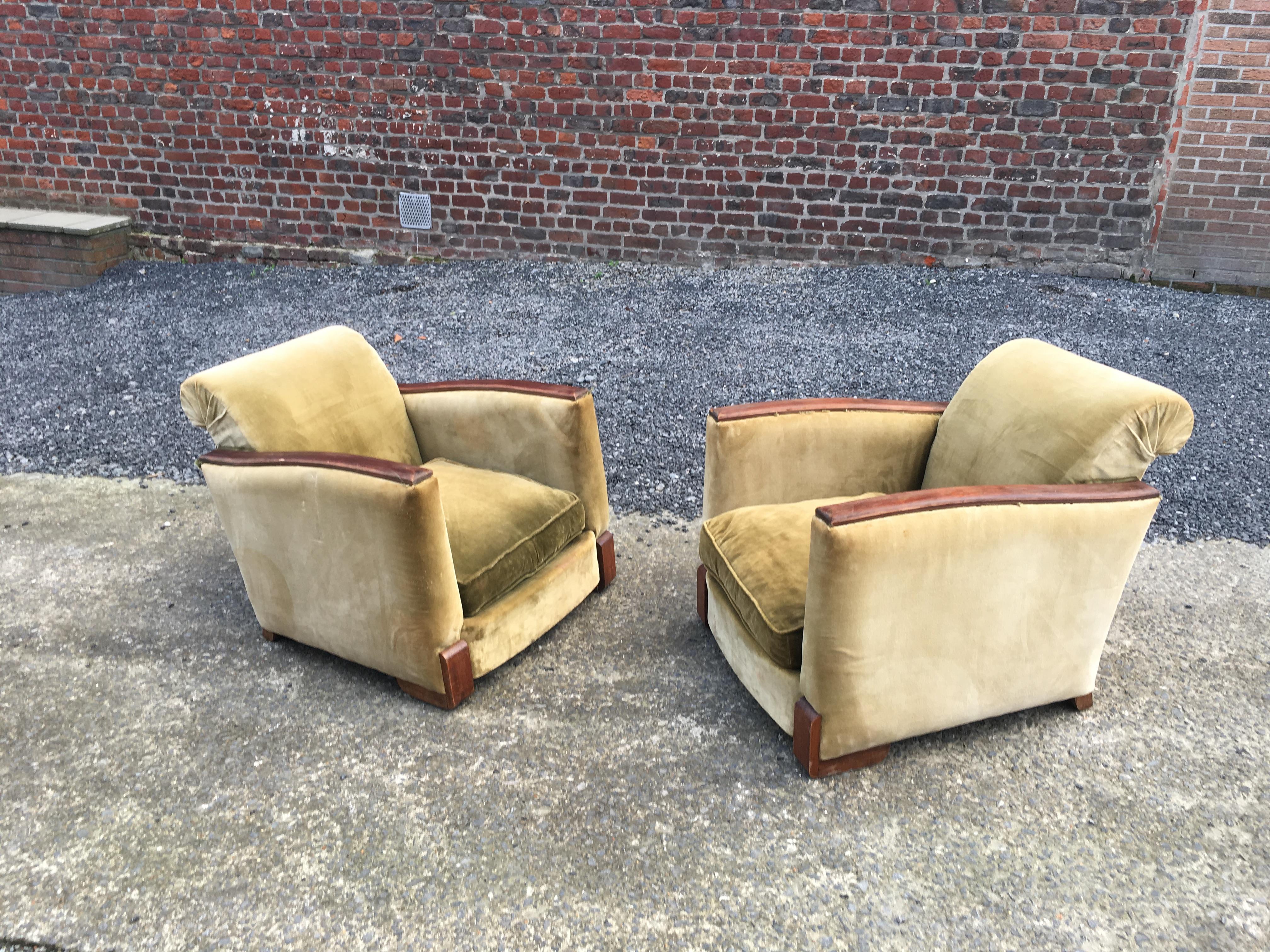 Mid-20th Century Pair of Art Deco Armchairs, Mahogany and Fabric, circa 1930 For Sale