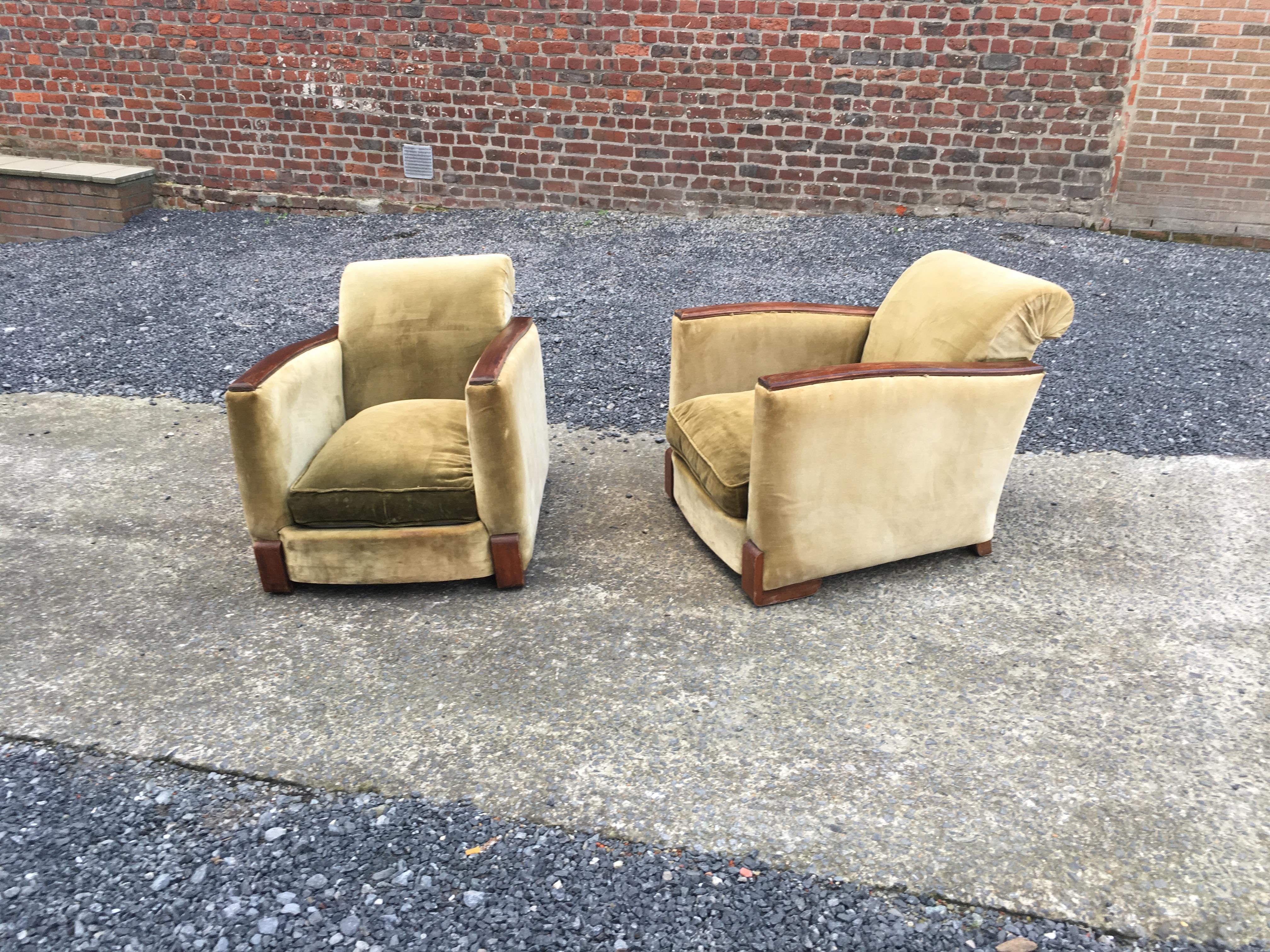 Pair of Art Deco Armchairs, Mahogany and Fabric, circa 1930 For Sale 1