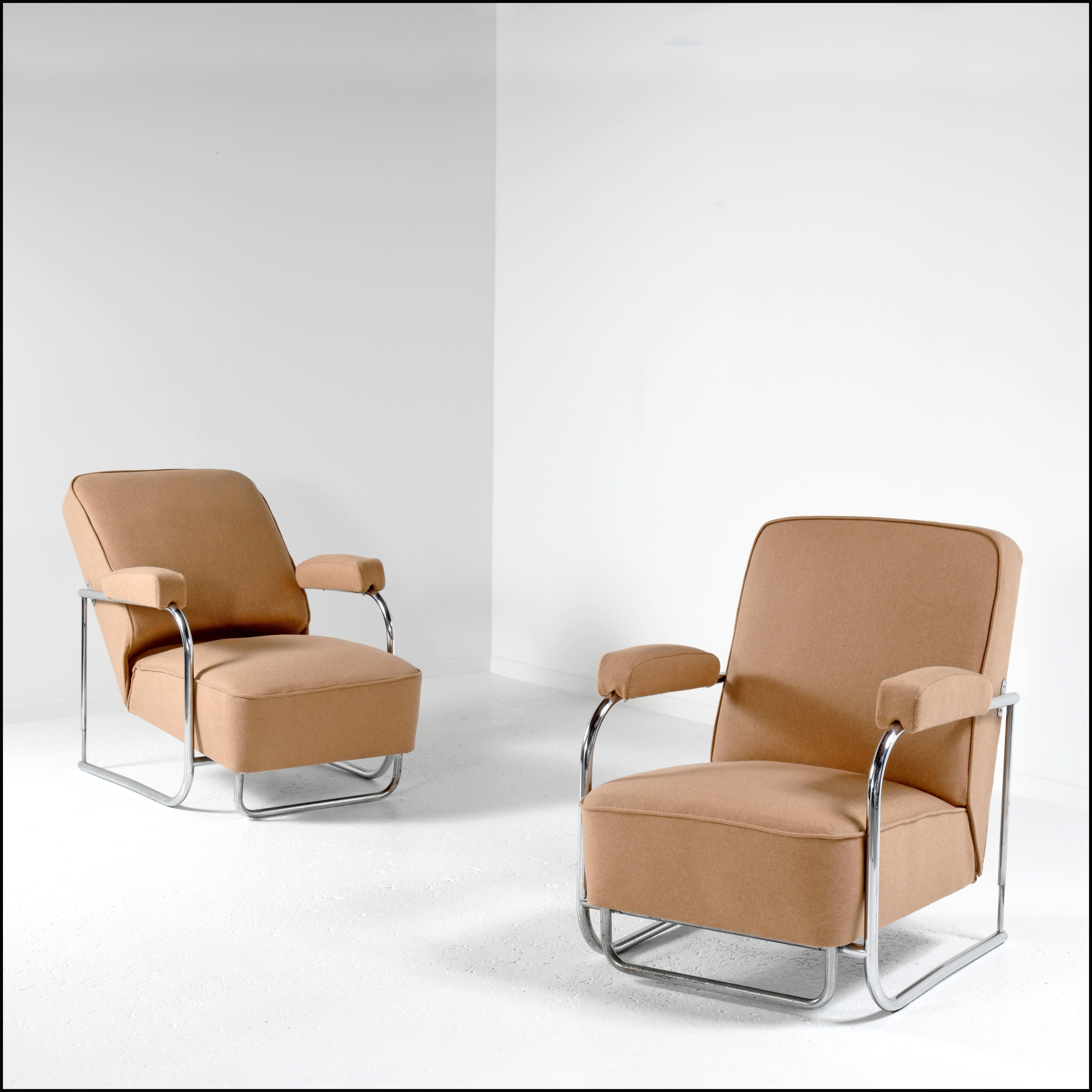 Fabric Pair of Art Déco armchairs reclining to form a chaise longue R.C. Coquery style