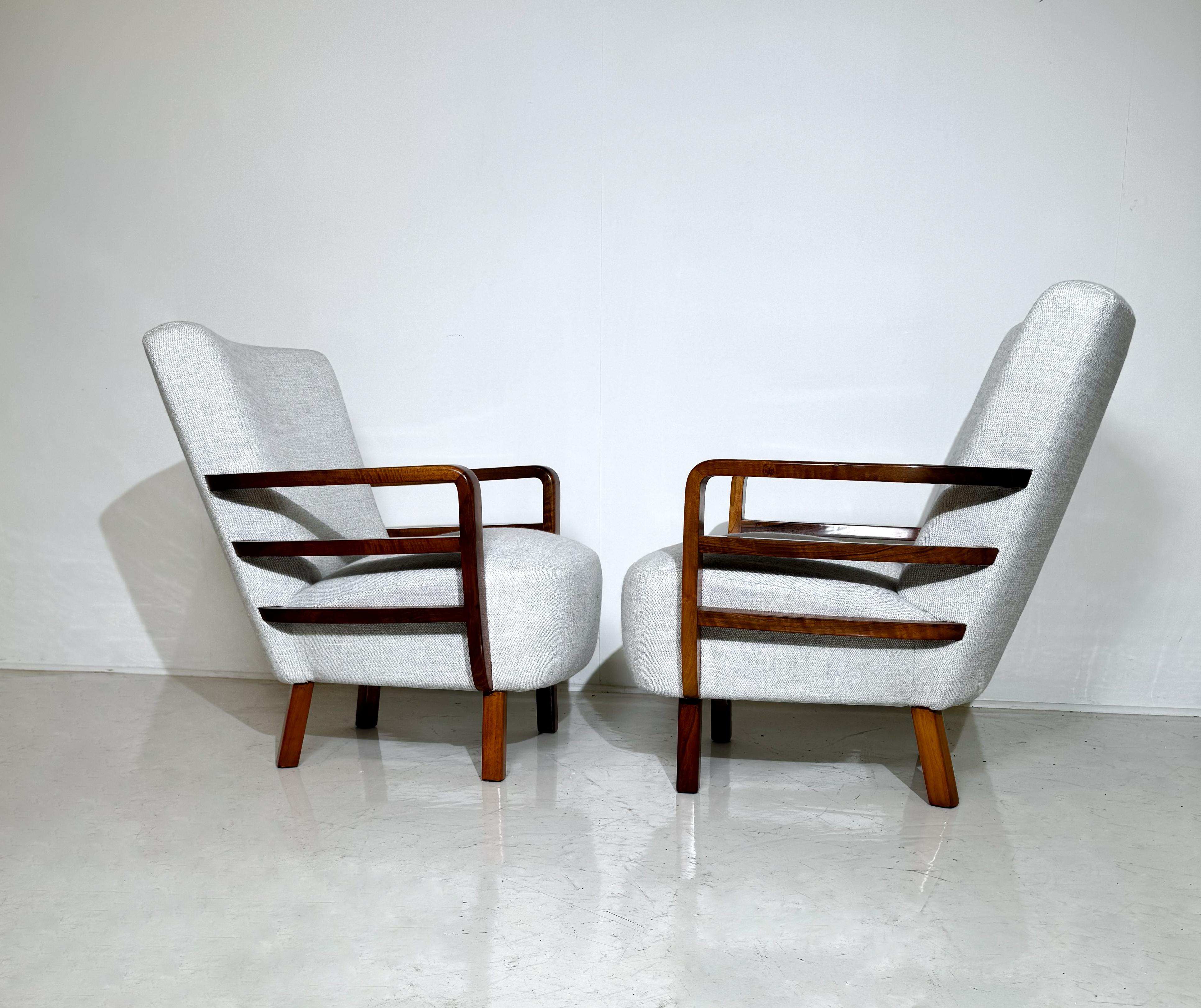 Pair of Art Deco Armchairs, Walnut, Hungary - New Upholstery For Sale 1
