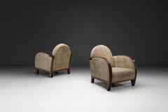 Paire de fauteuils Art déco aux détails sculptés, Europe, première moitié du XXe siècle