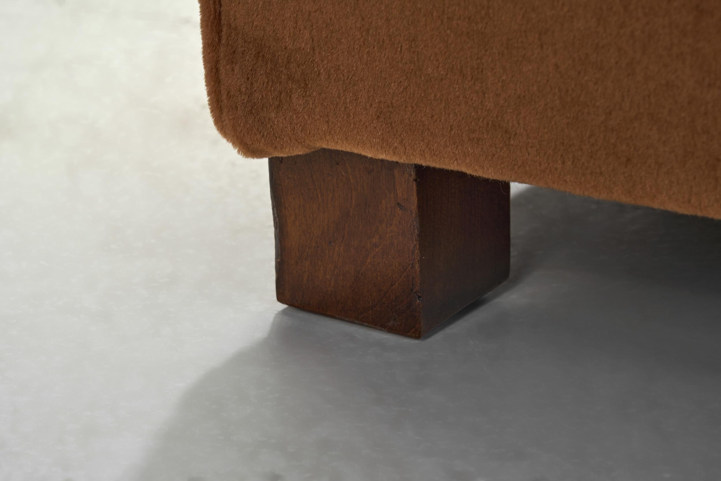 Paire de fauteuils Art déco à accoudoirs arrondis, Europe, XXe siècle en vente 7
