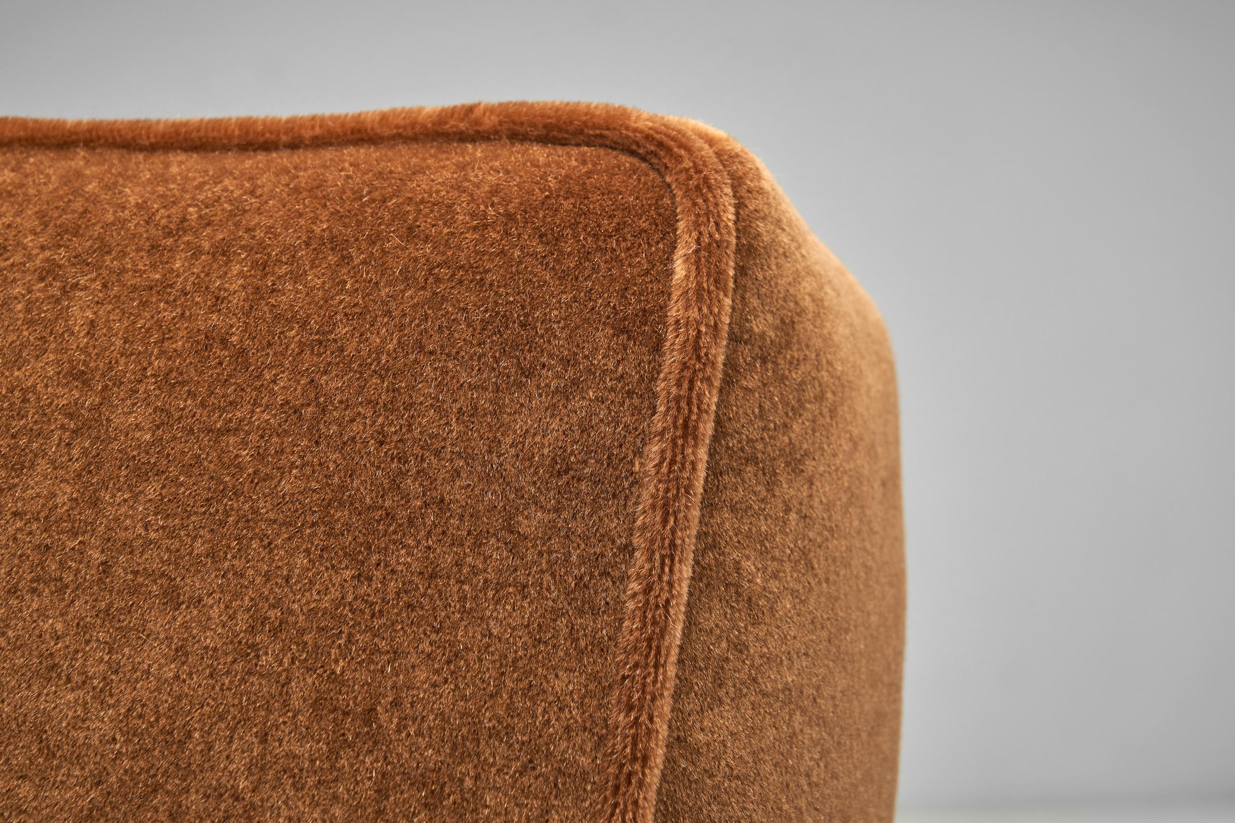 Paire de fauteuils Art déco à accoudoirs arrondis, Europe, XXe siècle en vente 2