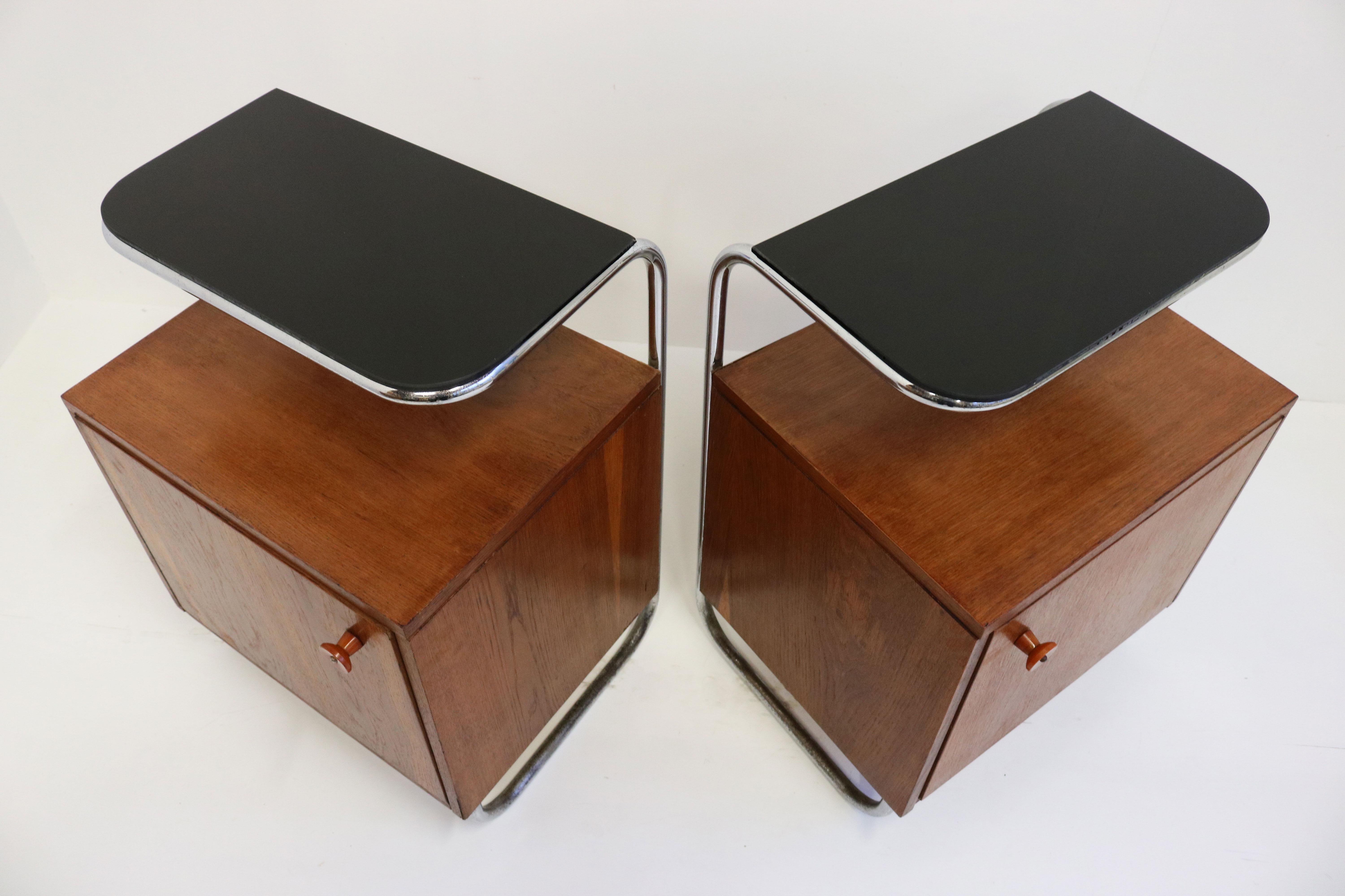 Pair of Art Deco Bauhaus Bedside Tables / Nightstands 1930 Chrome Black Glass  In Good Condition In Ijzendijke, NL