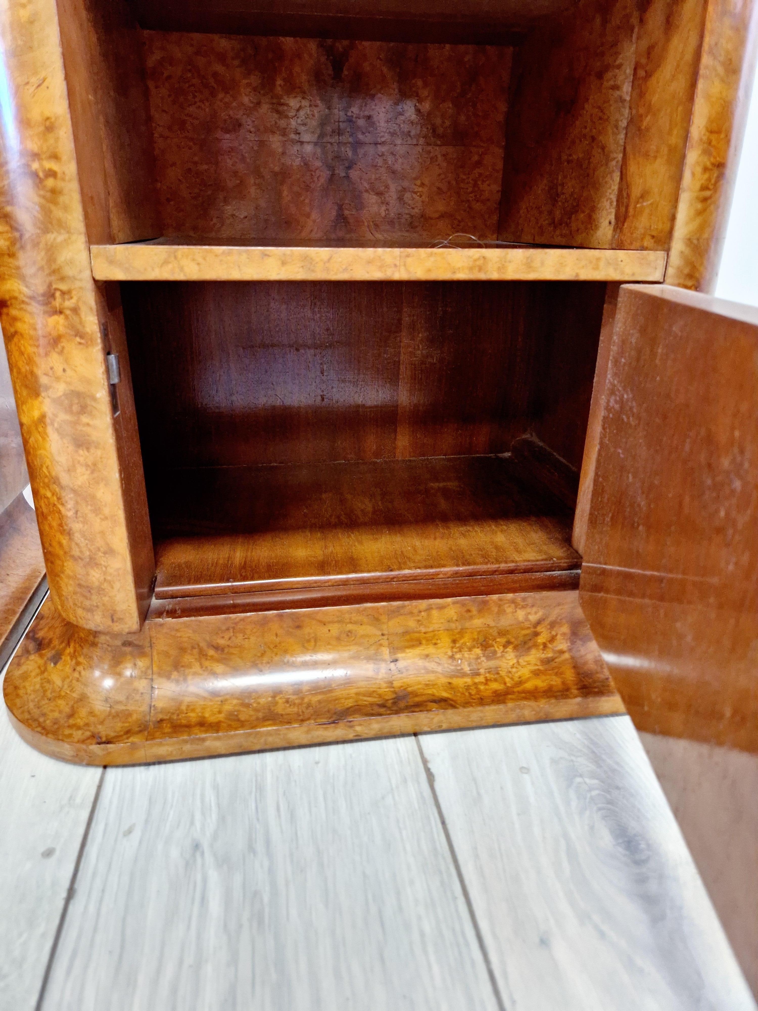 Pair of Art Deco Bedside Cabinets For Sale 4