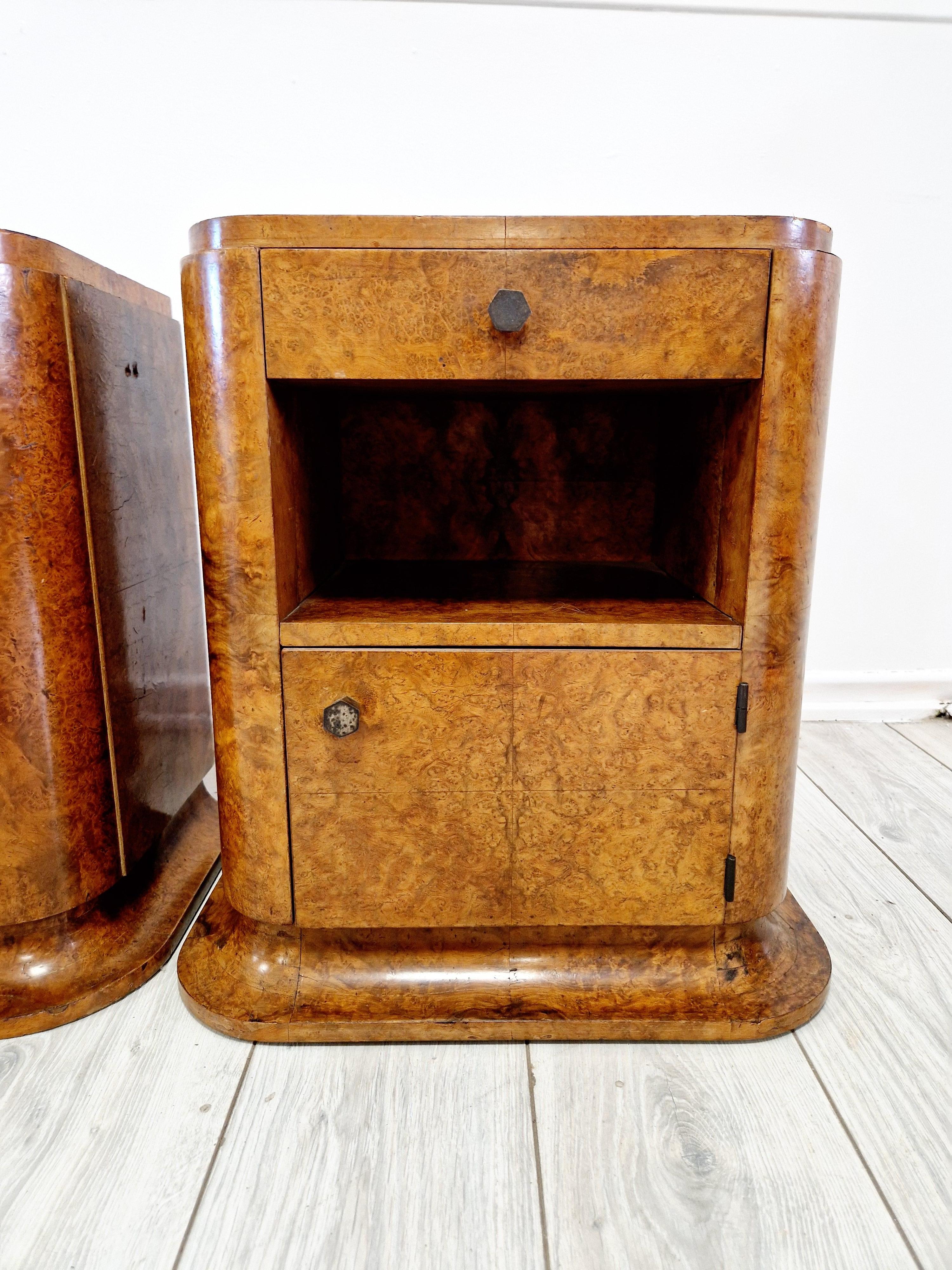 Mid-20th Century Pair of Art Deco Bedside Cabinets For Sale
