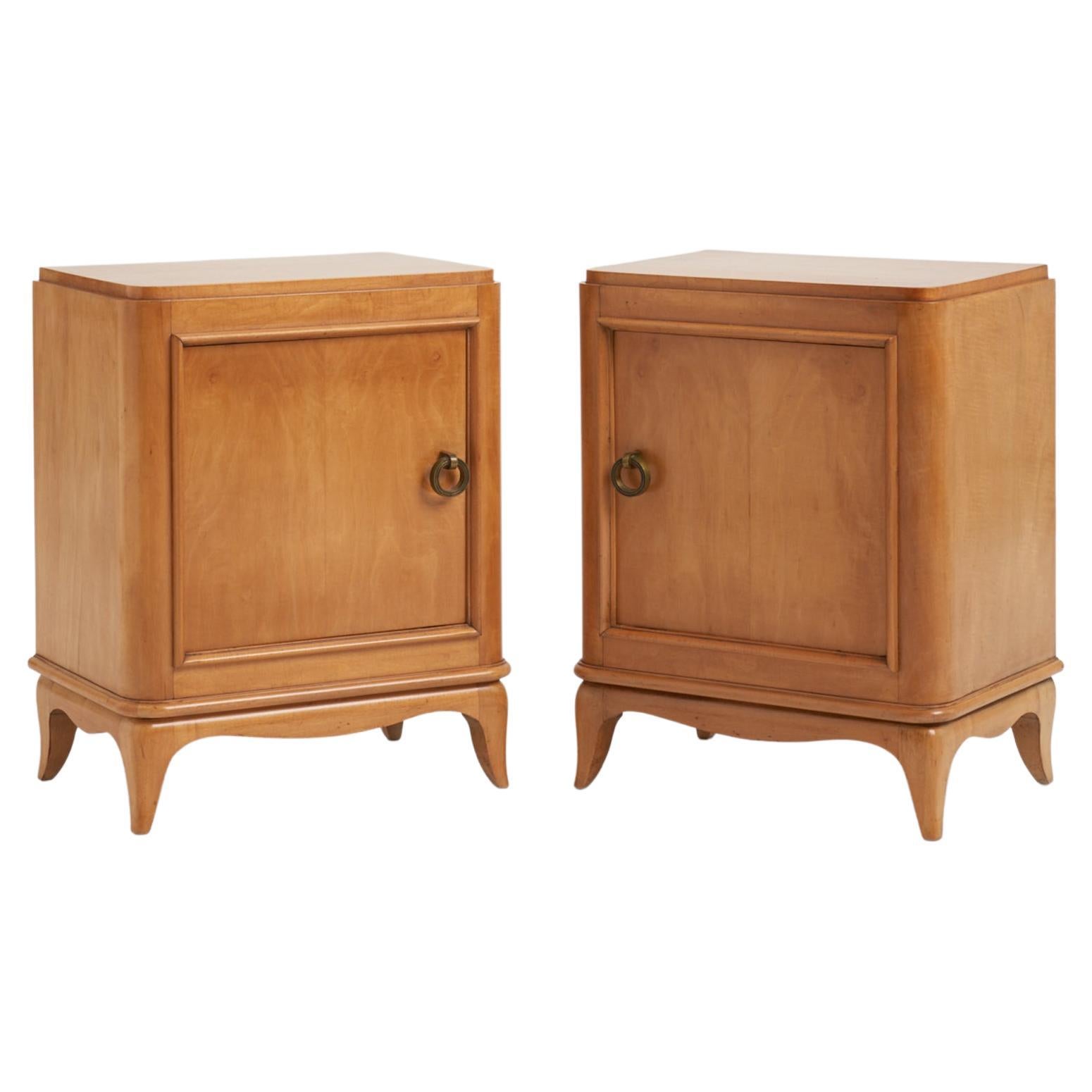 Art Deco Italian Pair of Matching Bedside Table in Walnut at